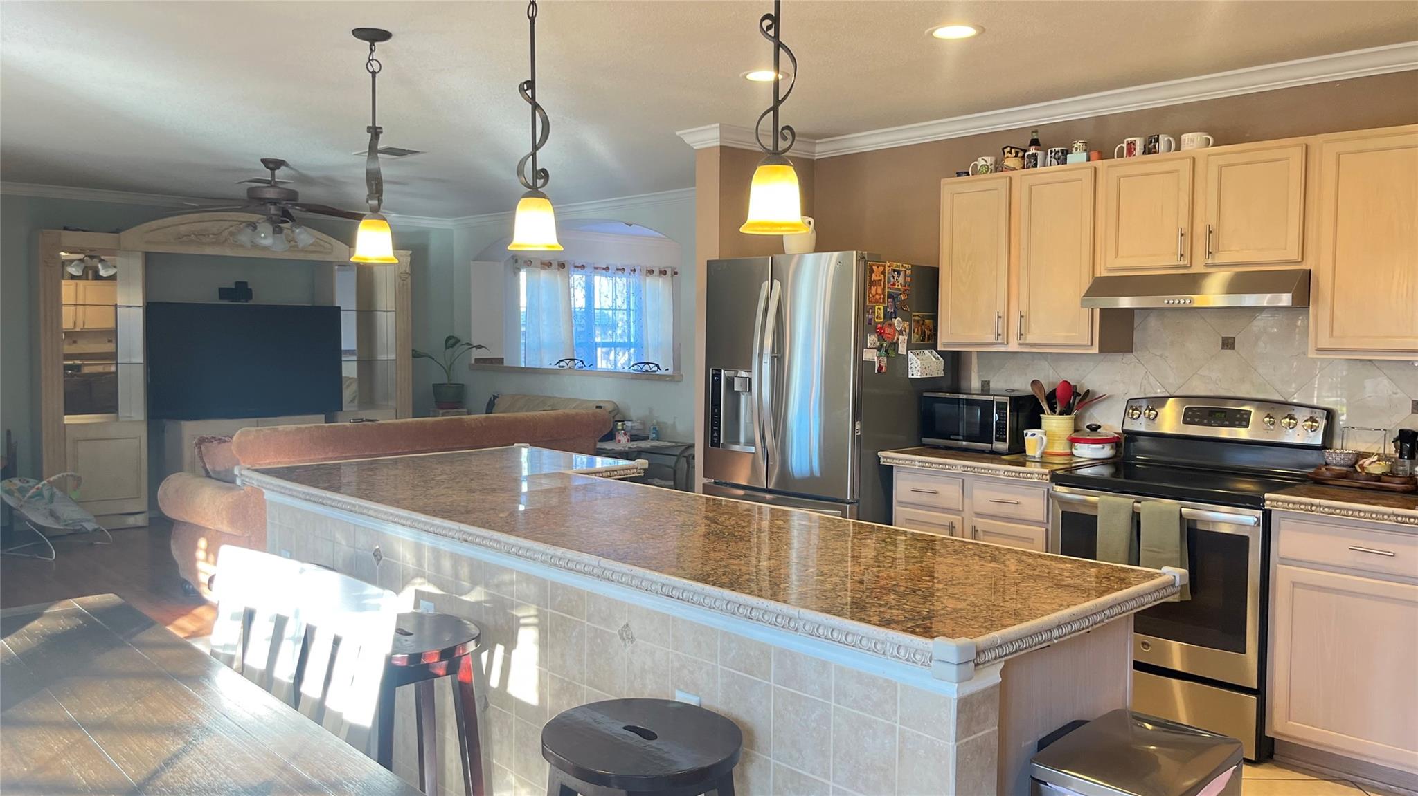 4100 Cisco Valley Dr, Round Rock, TX 78664