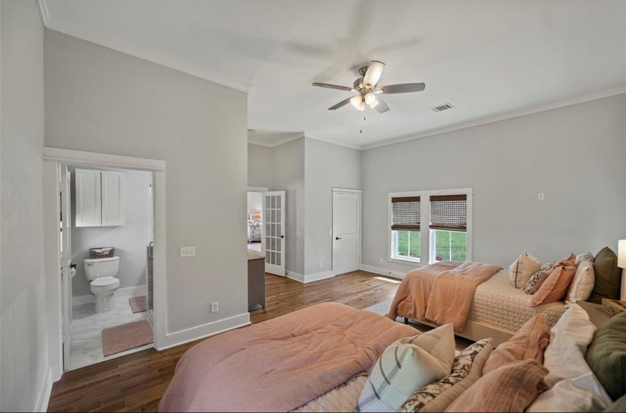 539 Elm St, New Ulm, TX 78950