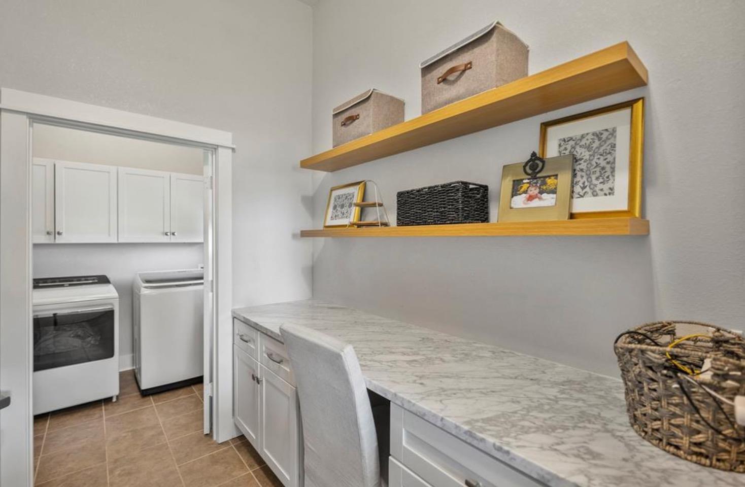 539 Elm St, New Ulm, TX 78950