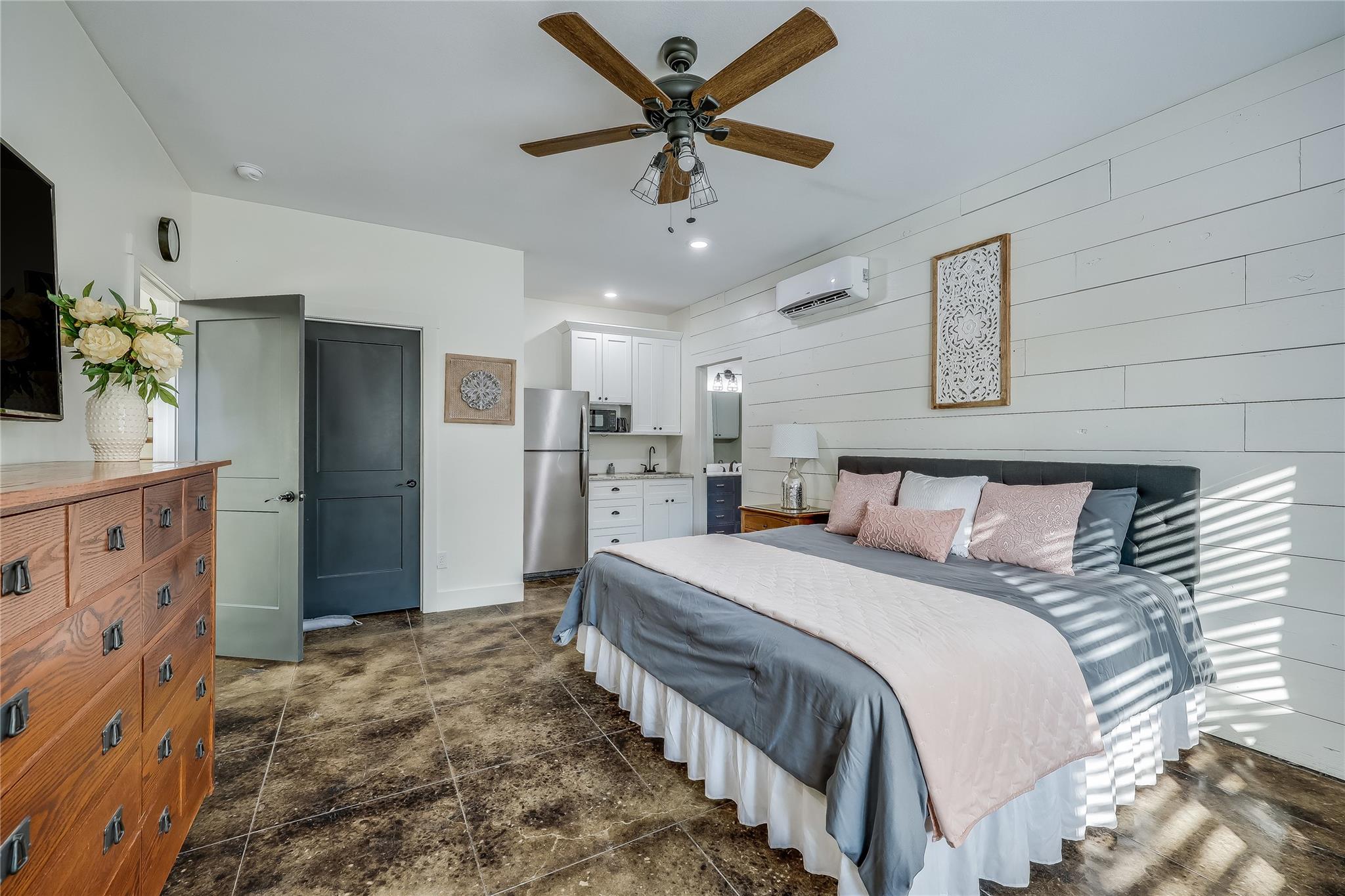 20008 Victoria Chase Rd, Lago Vista, TX 78645