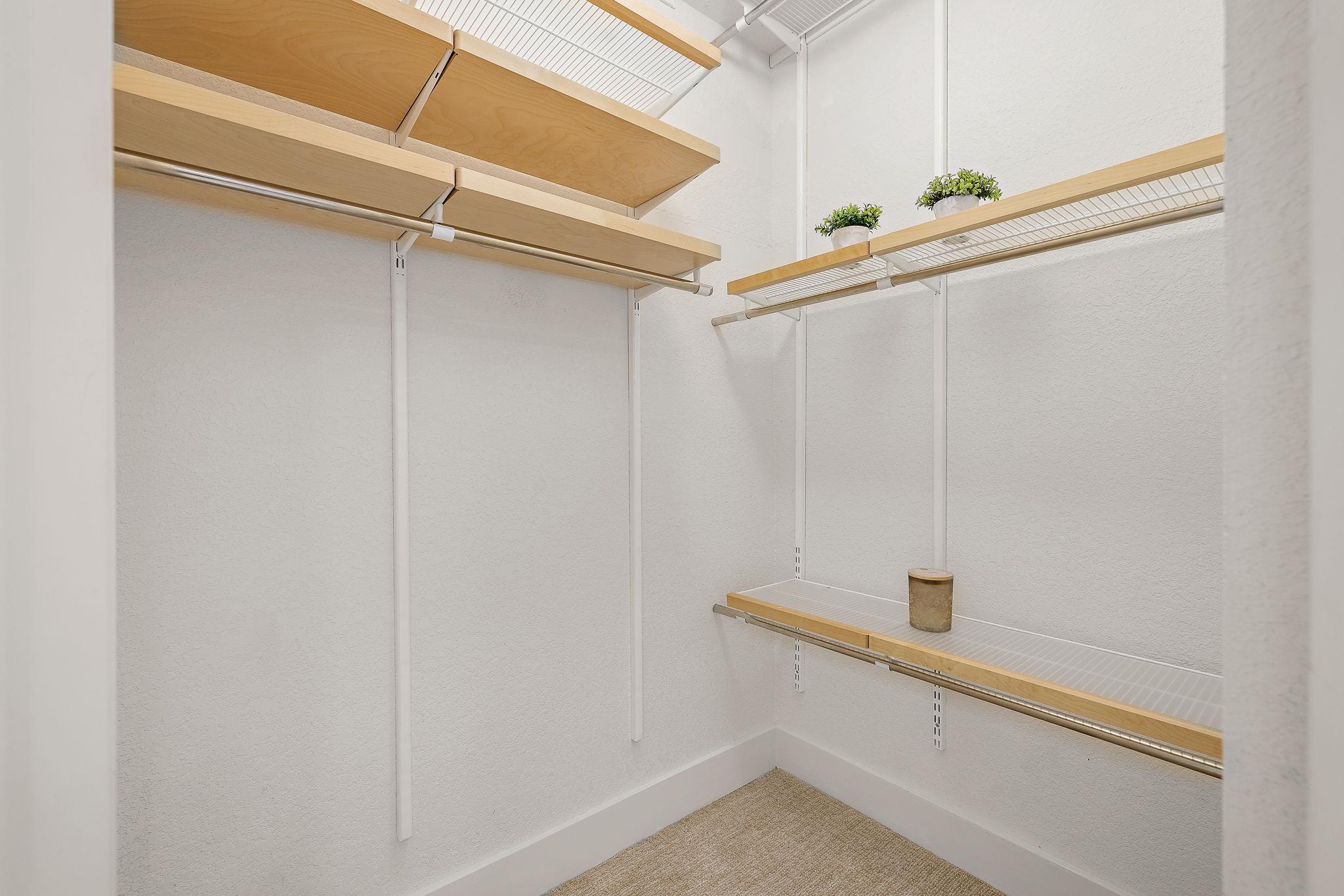 8200 Neely Dr # 219, Austin, TX 78759