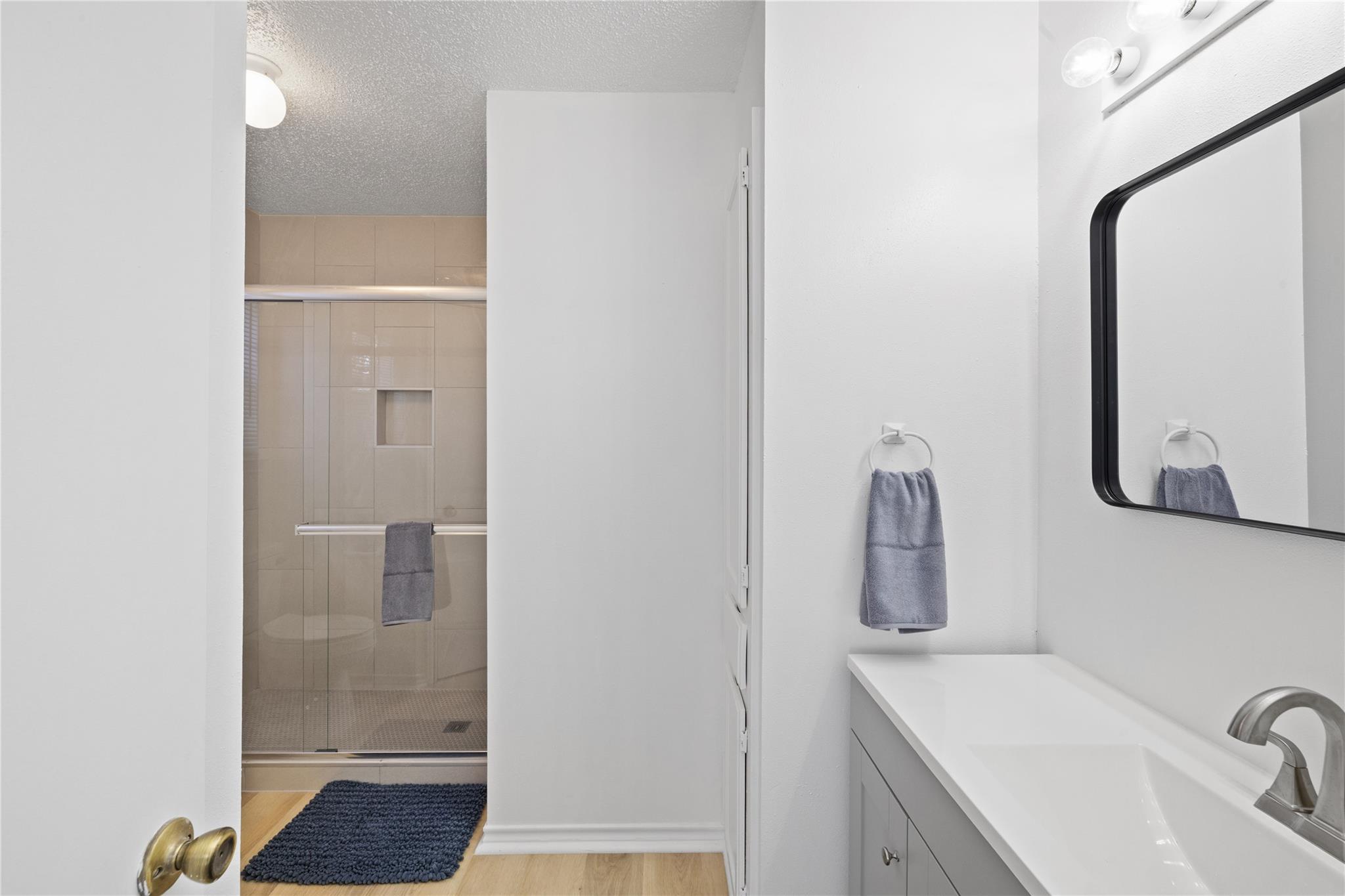 2629-B Alcott Ln # B, Austin, TX 78748