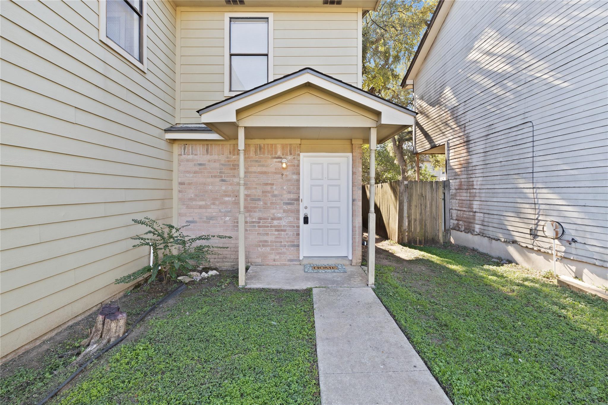 2629-B Alcott Ln # B, Austin, TX 78748