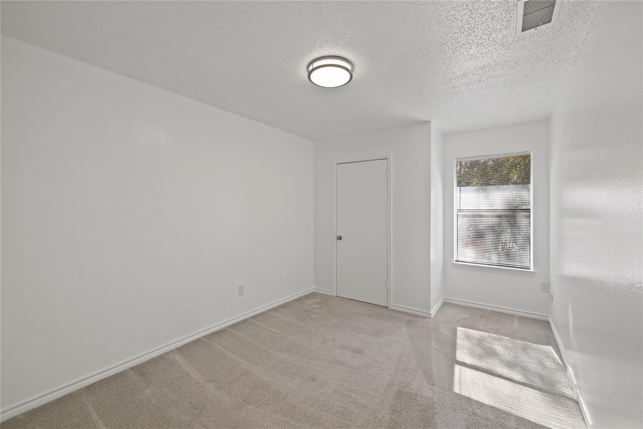 2629-B Alcott Ln # B, Austin, TX 78748