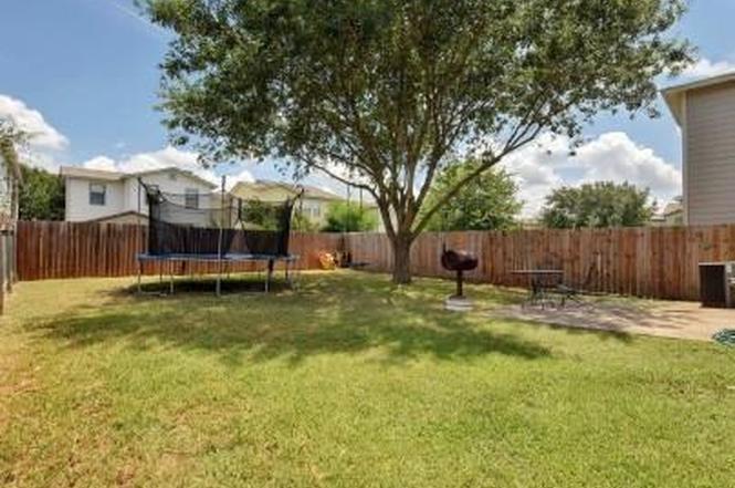 13604 Coomes Dr, Del Valle, TX 78617