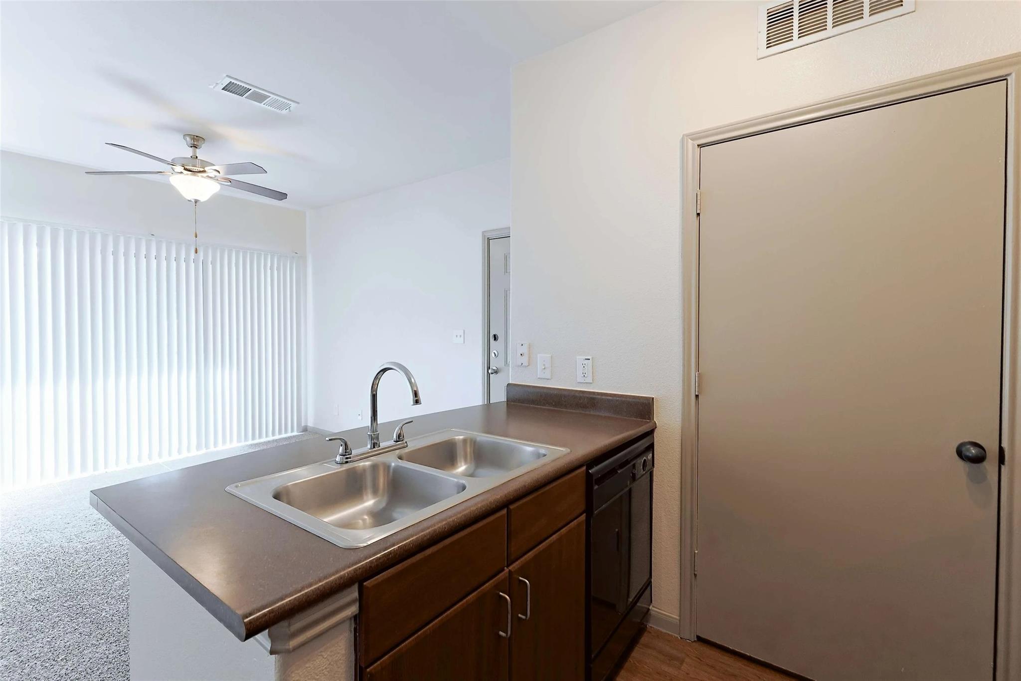 12800 Center Lake Dr # 04214, Austin, TX 78753