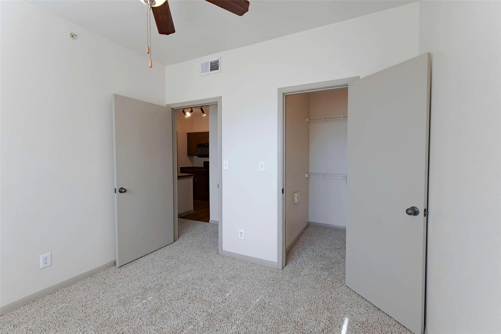 12800 Center Lake Dr # 04214, Austin, TX 78753