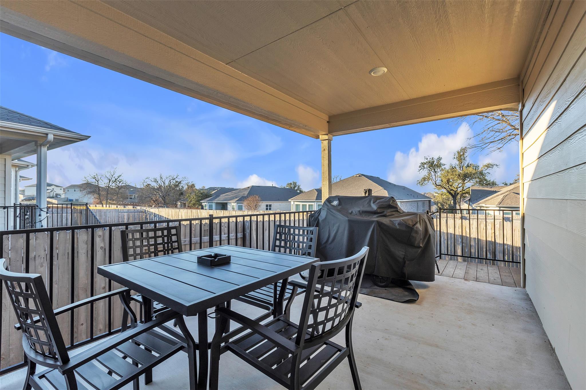 1100 View Dr, Georgetown, TX 78628