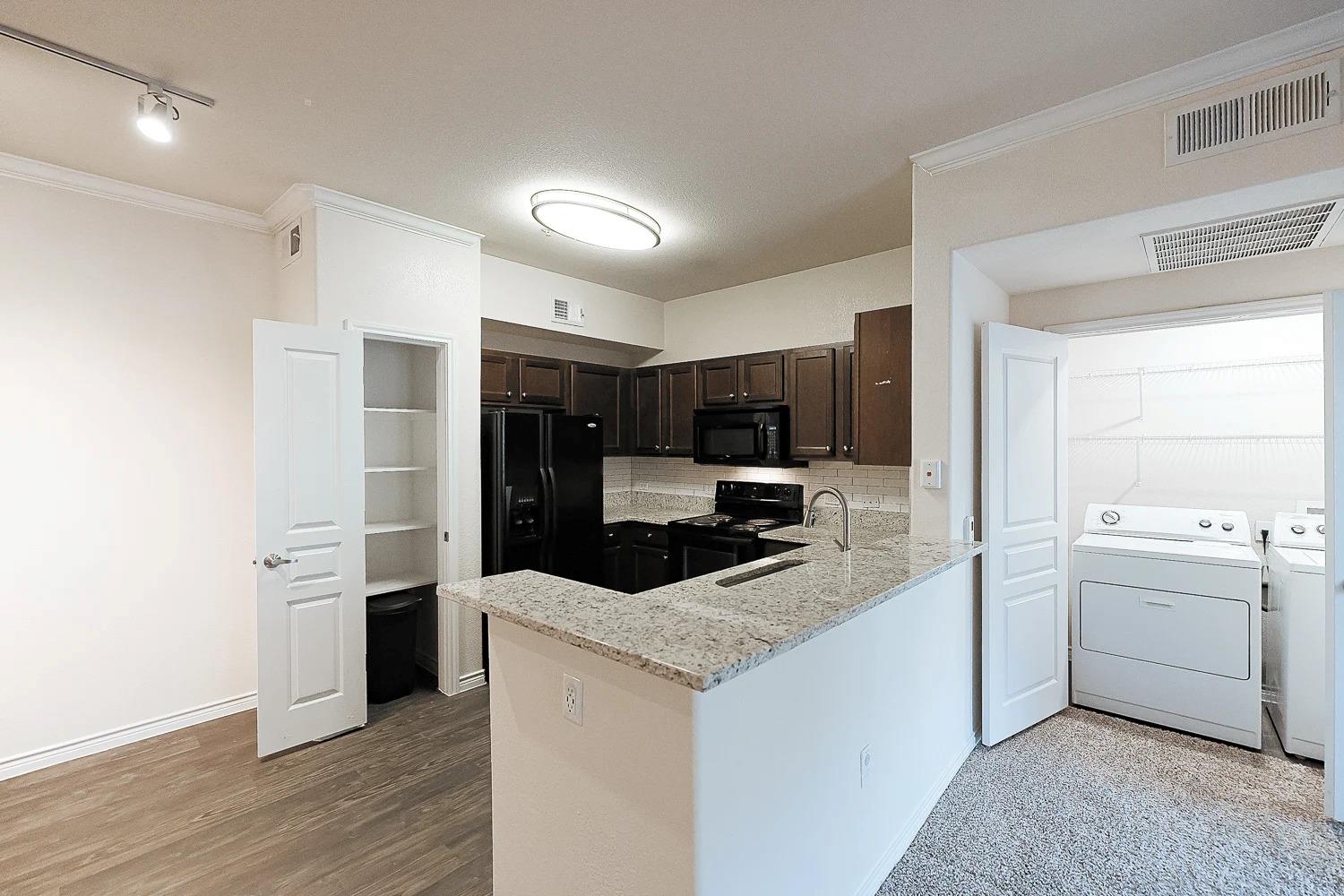 9900 McNeil Dr # 3-03207, Austin, TX 78750