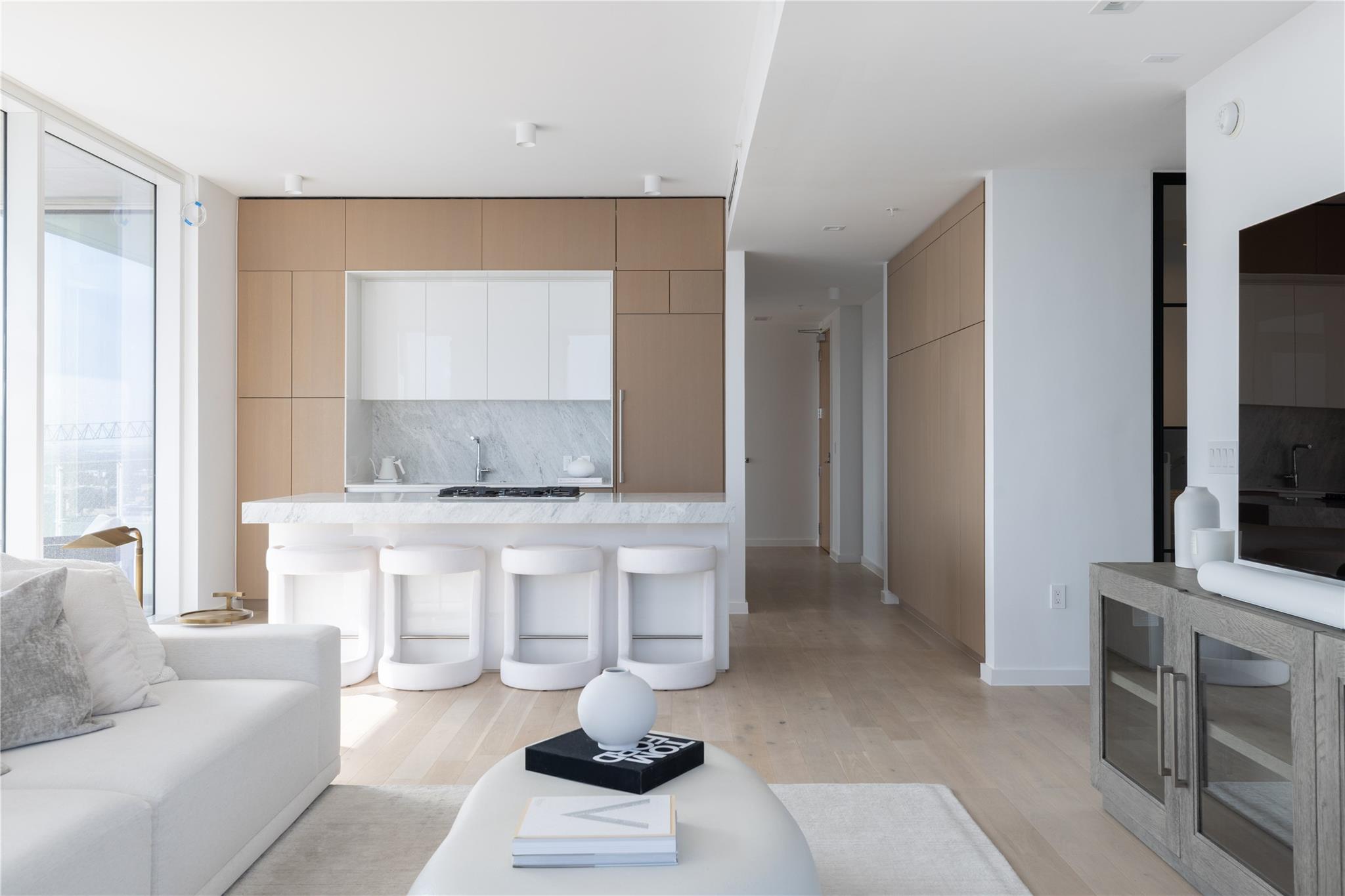 313 W 17th St # 2007, Austin, TX 78701