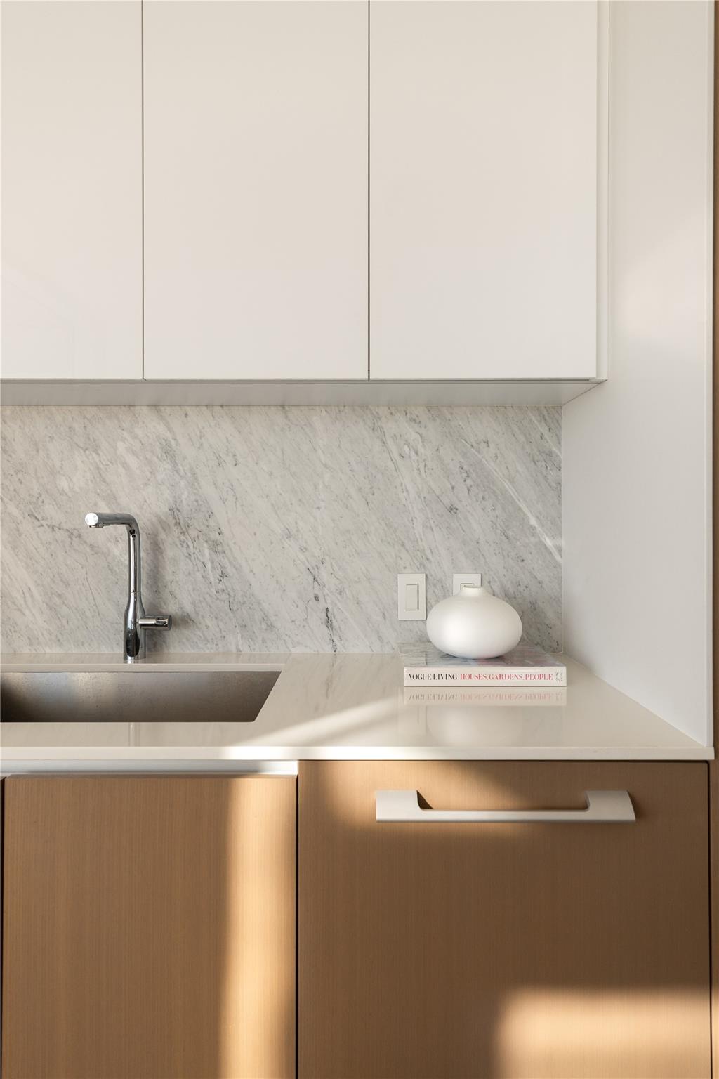 313 W 17th St # 2007, Austin, TX 78701