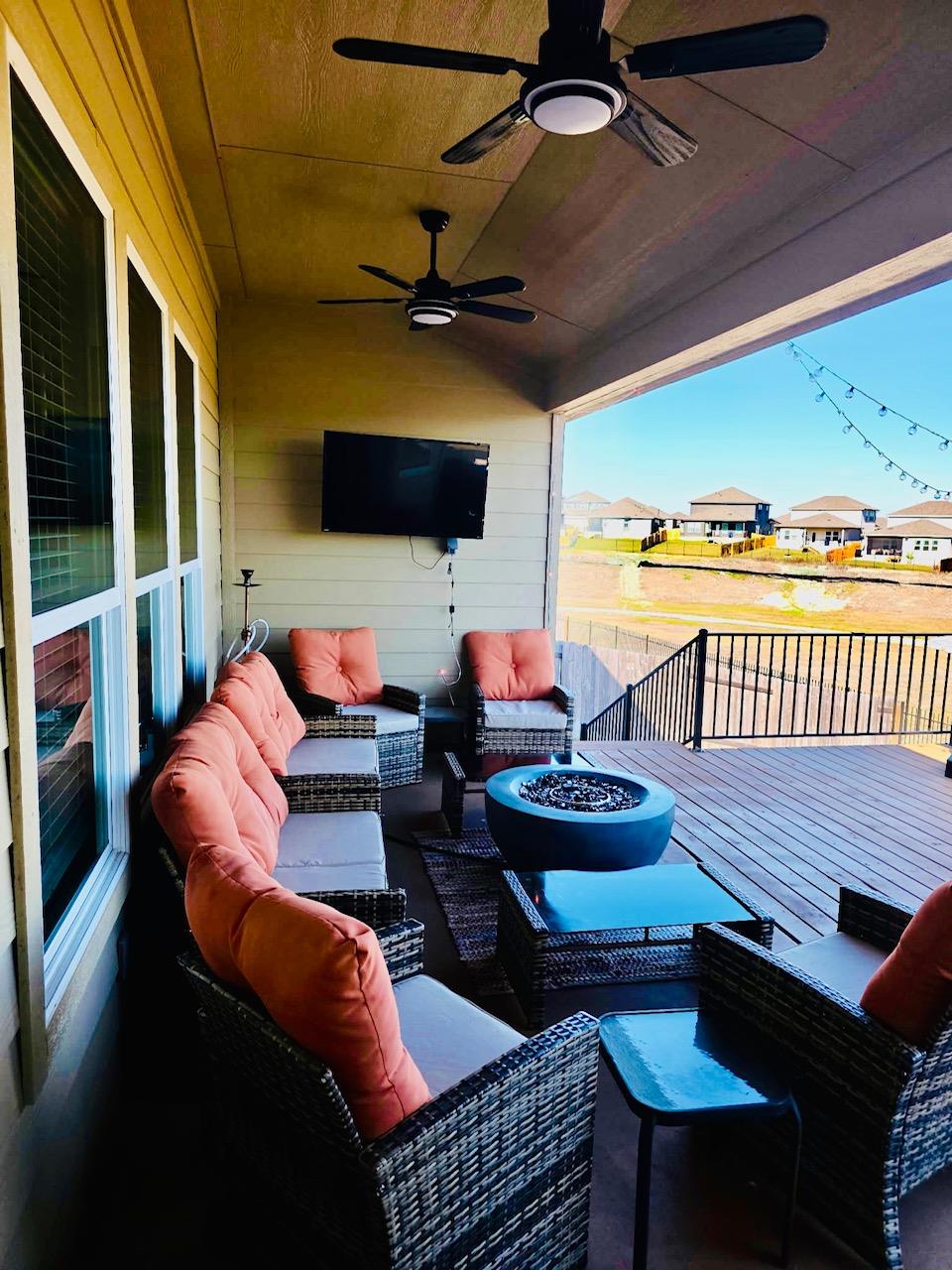 602 Sue Peaks Loop, Dripping Springs, TX 78620