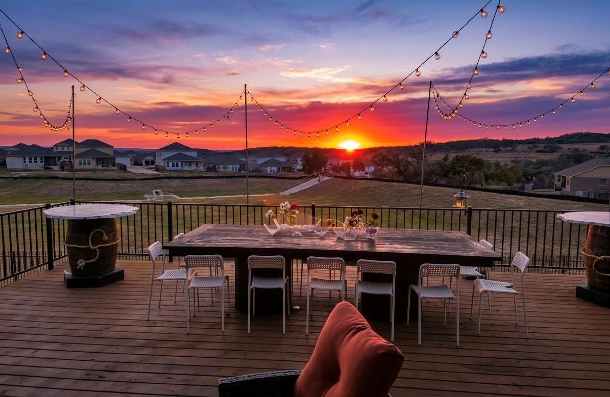 602 Sue Peaks Loop, Dripping Springs, TX 78620