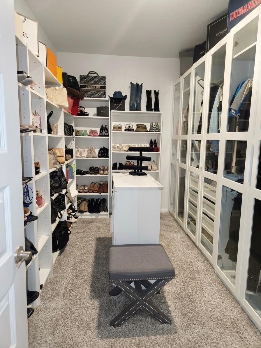 602 Sue Peaks Loop, Dripping Springs, TX 78620