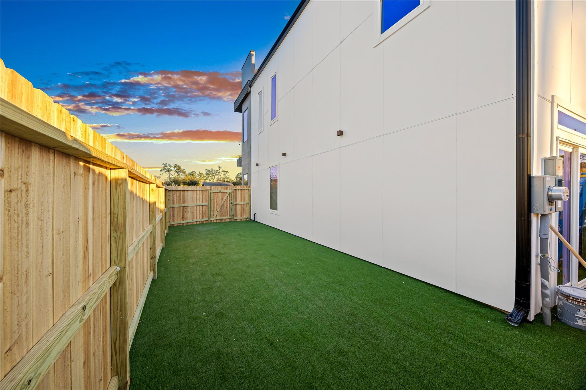 6413 Lamayah St, Houston, TX 77091