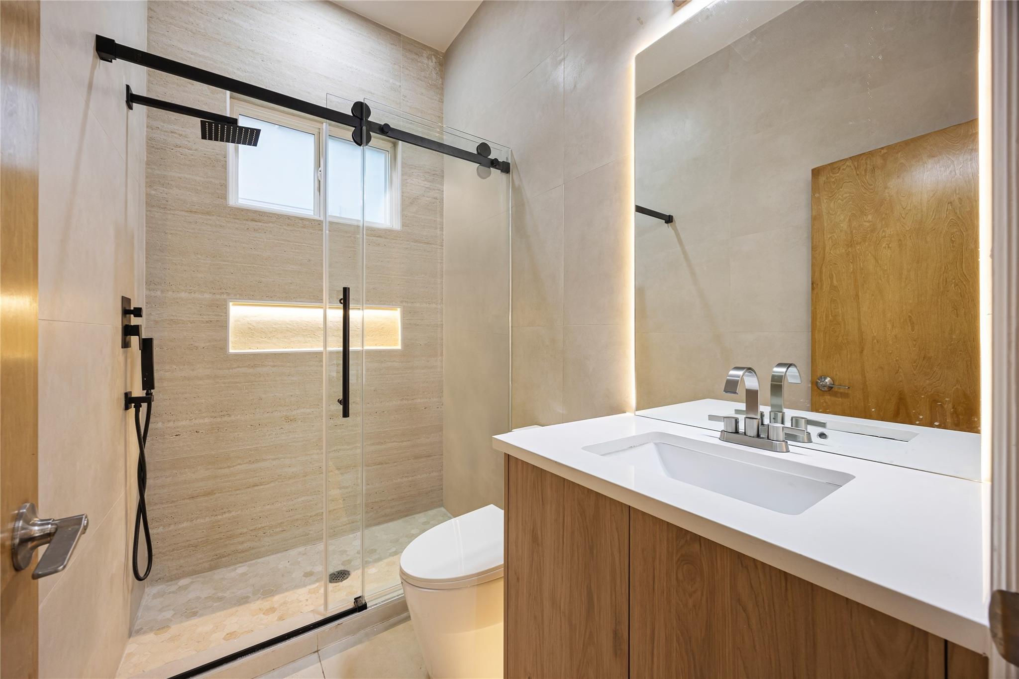 6413 Lamayah St, Houston, TX 77091