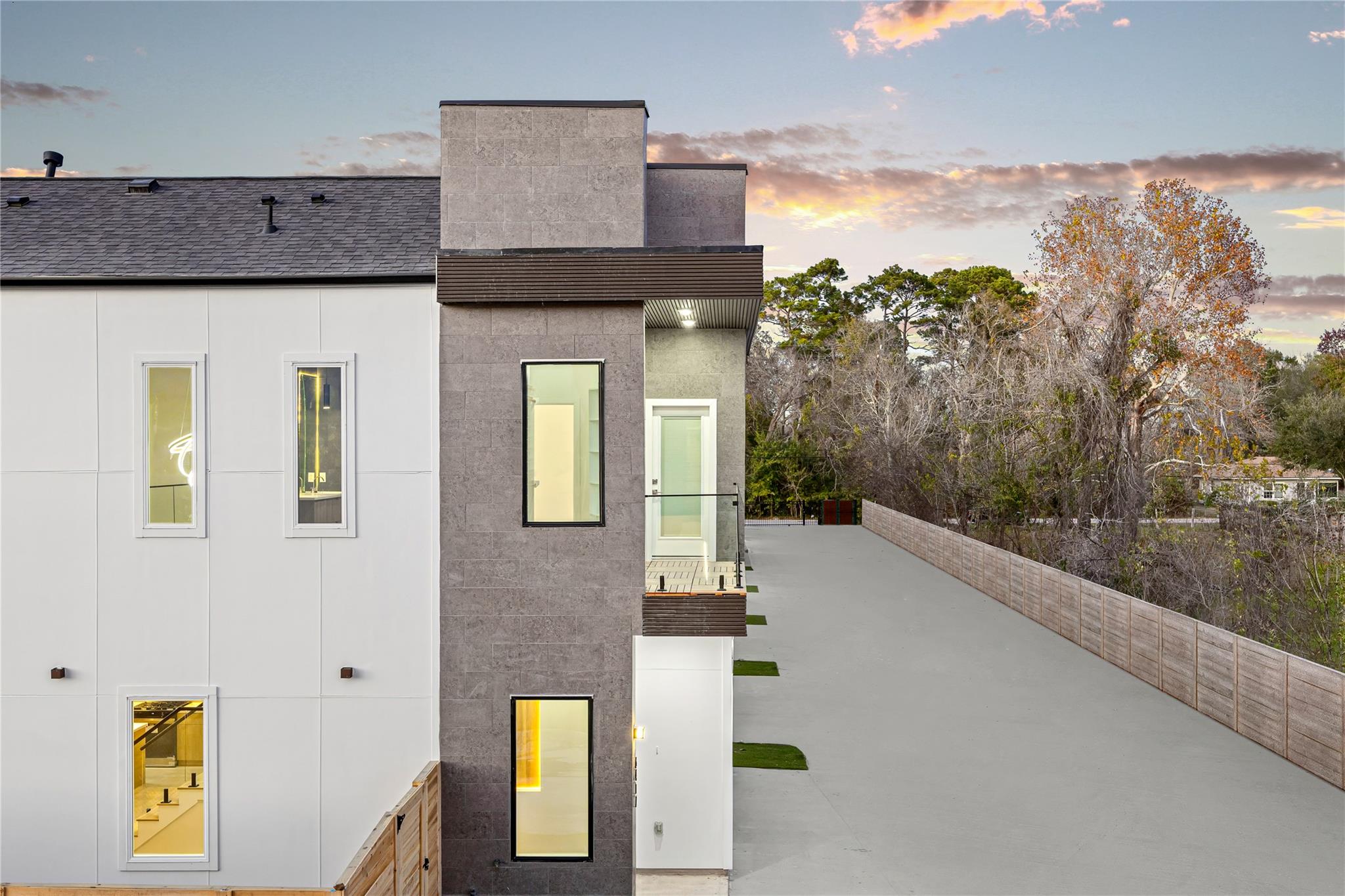 6413 Lamayah St, Houston, TX 77091