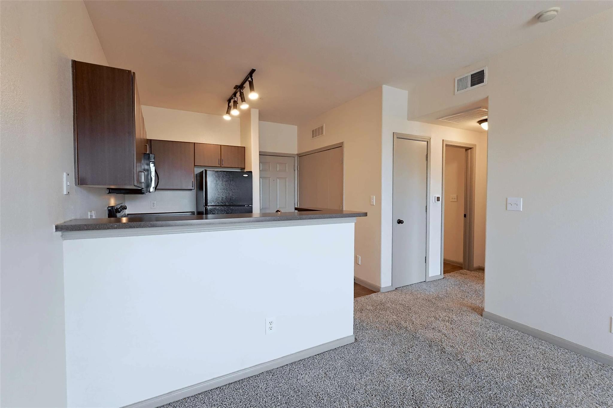 12800 Center Lake Dr # 00132, Austin, TX 78753