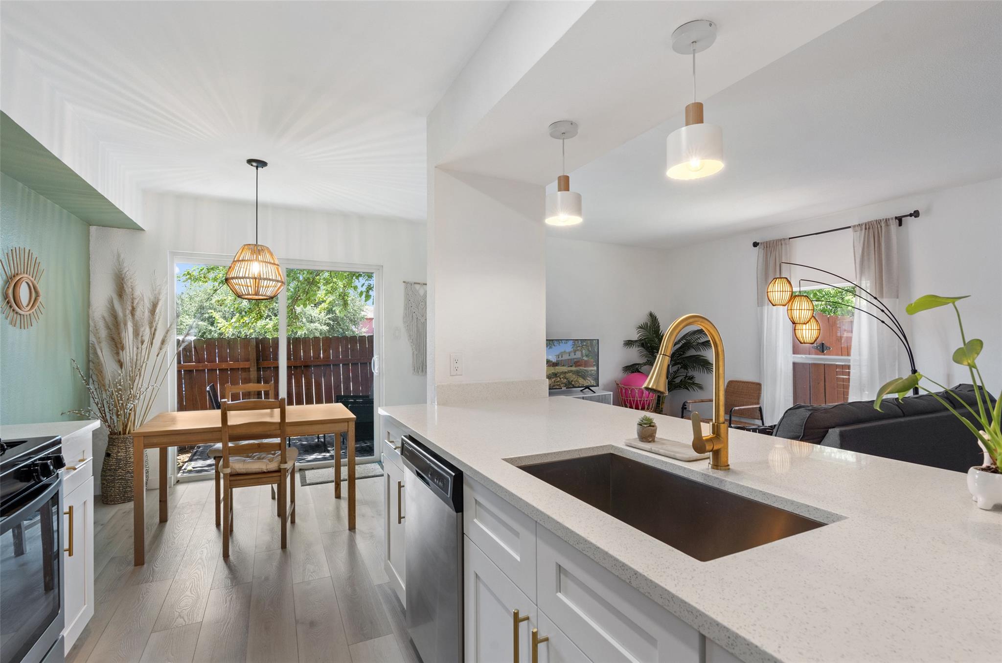 1307 Southport Dr # B, Austin, TX 78704