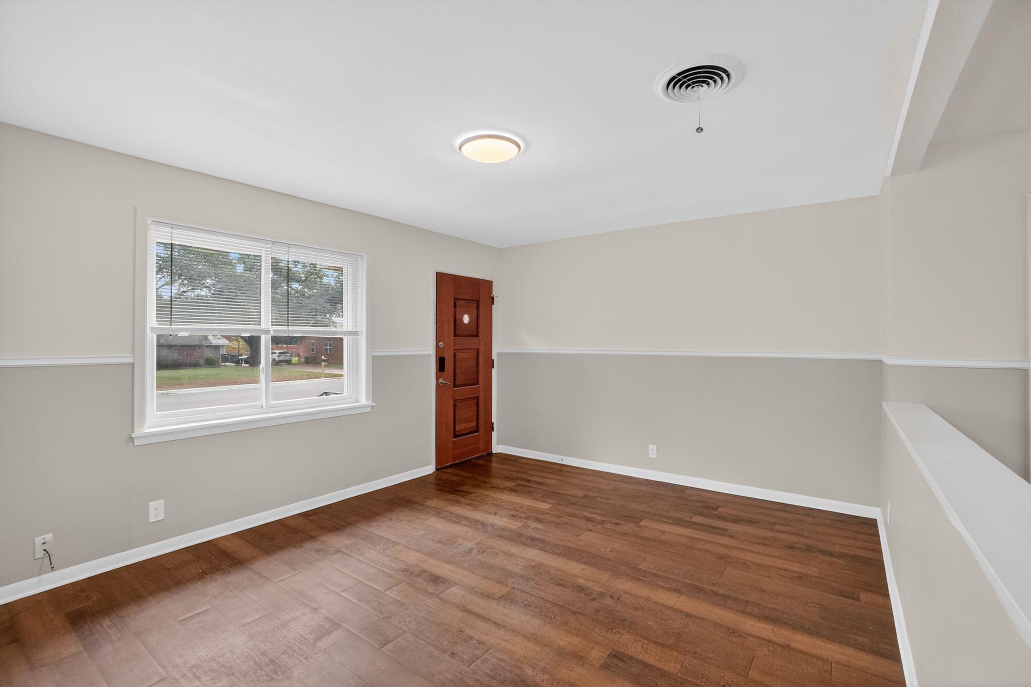 105 Shannon Ln, Georgetown, TX 78628