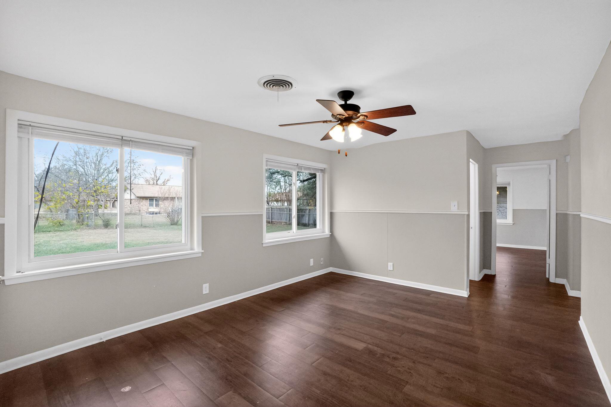 105 Shannon Ln, Georgetown, TX 78628