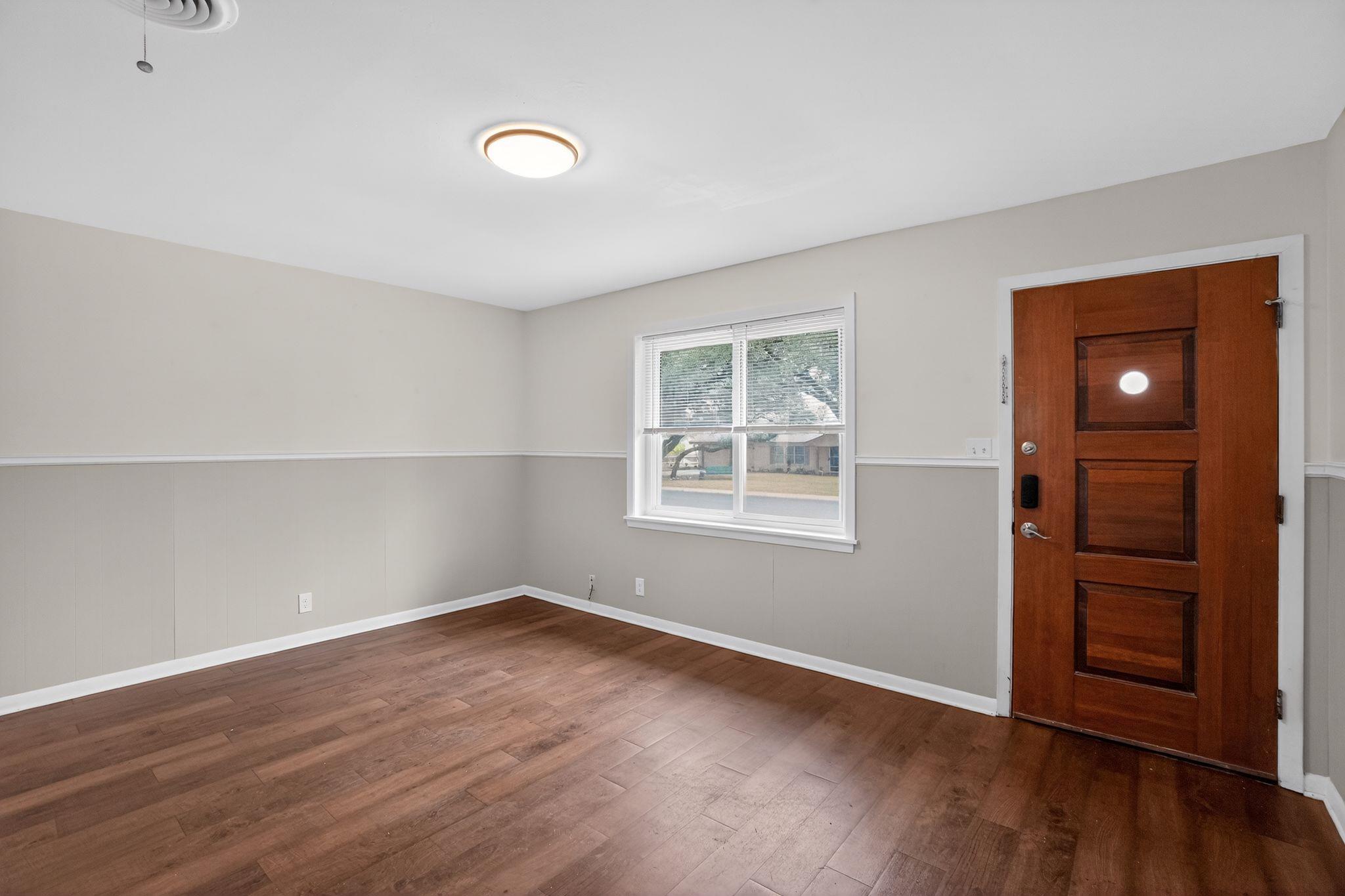 105 Shannon Ln, Georgetown, TX 78628