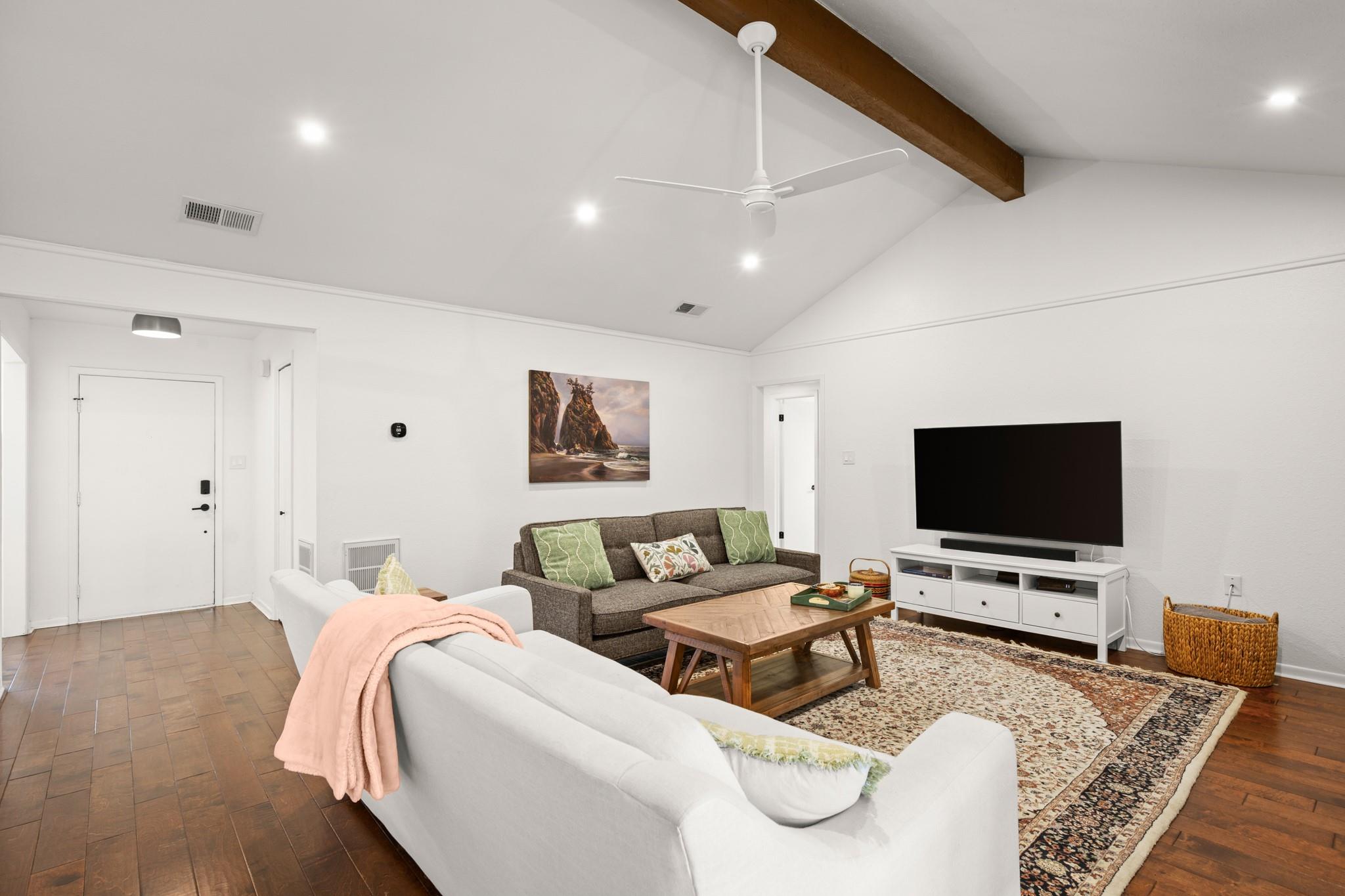 12101 Carmel Park Ln, Austin, TX 78727