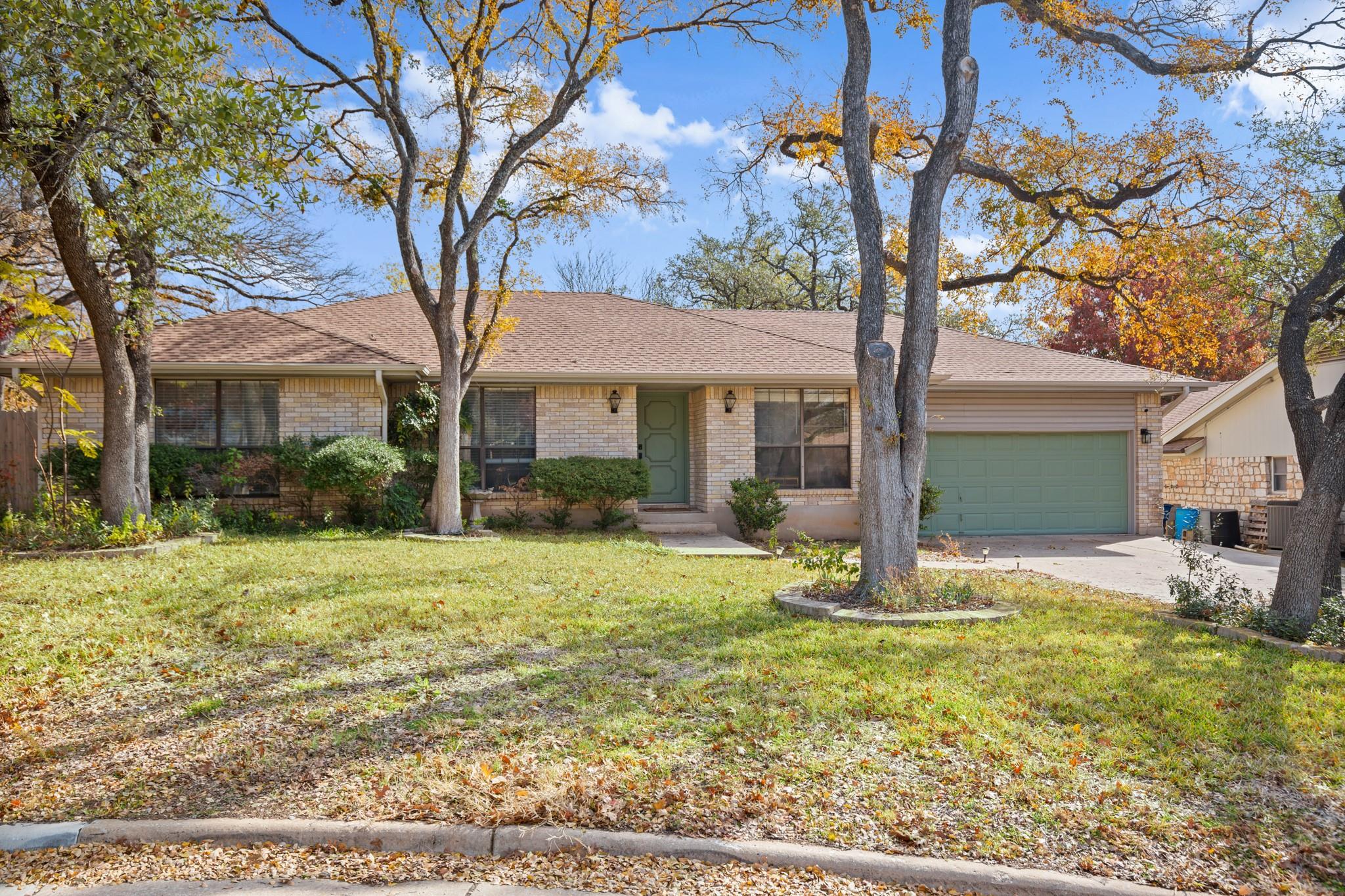 12101 Carmel Park Ln, Austin, TX 78727
