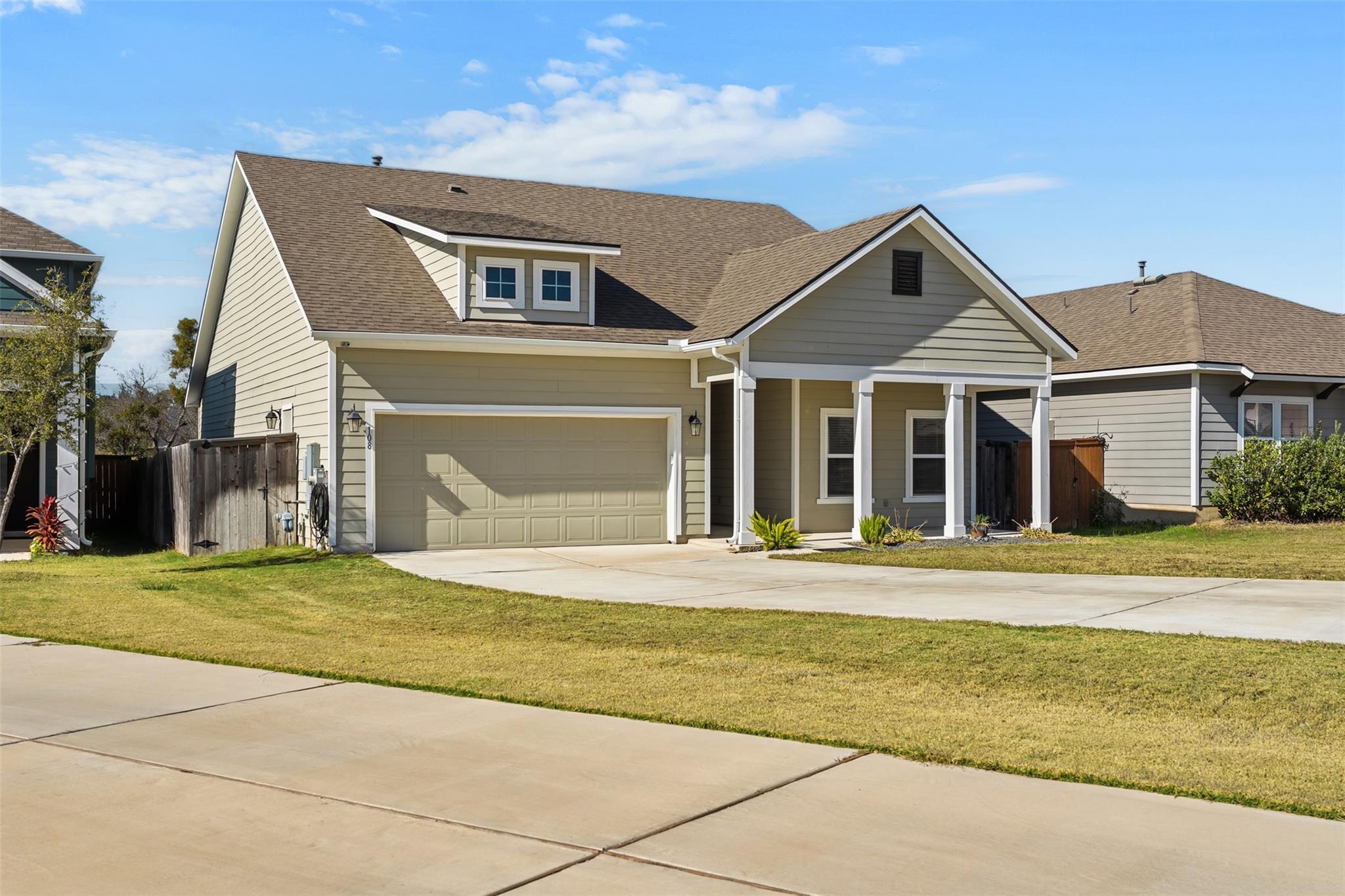 108 Round Valley Ct, Liberty Hill, TX 78642