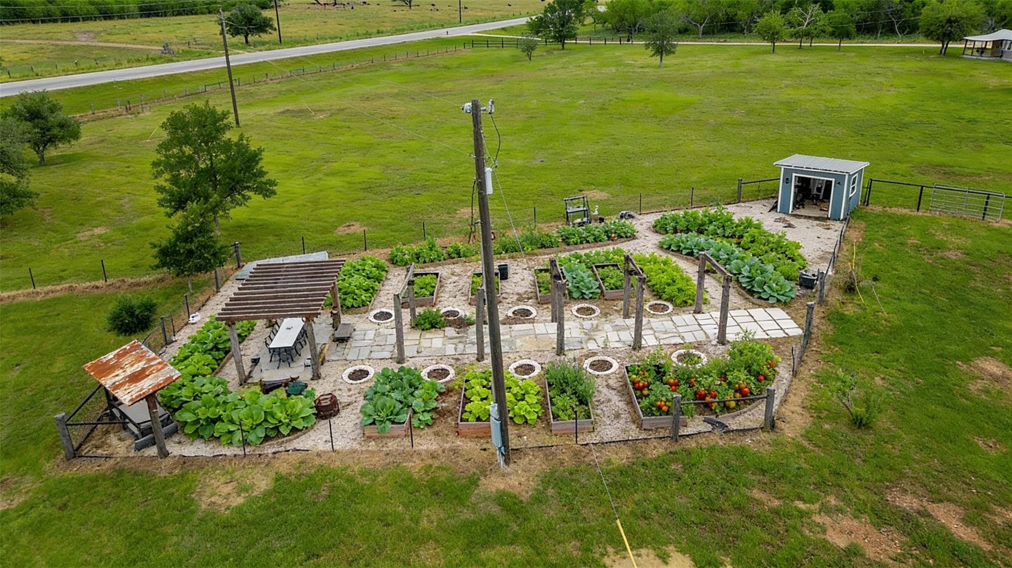 2387 State Highway 304, Gonzales, TX 78629