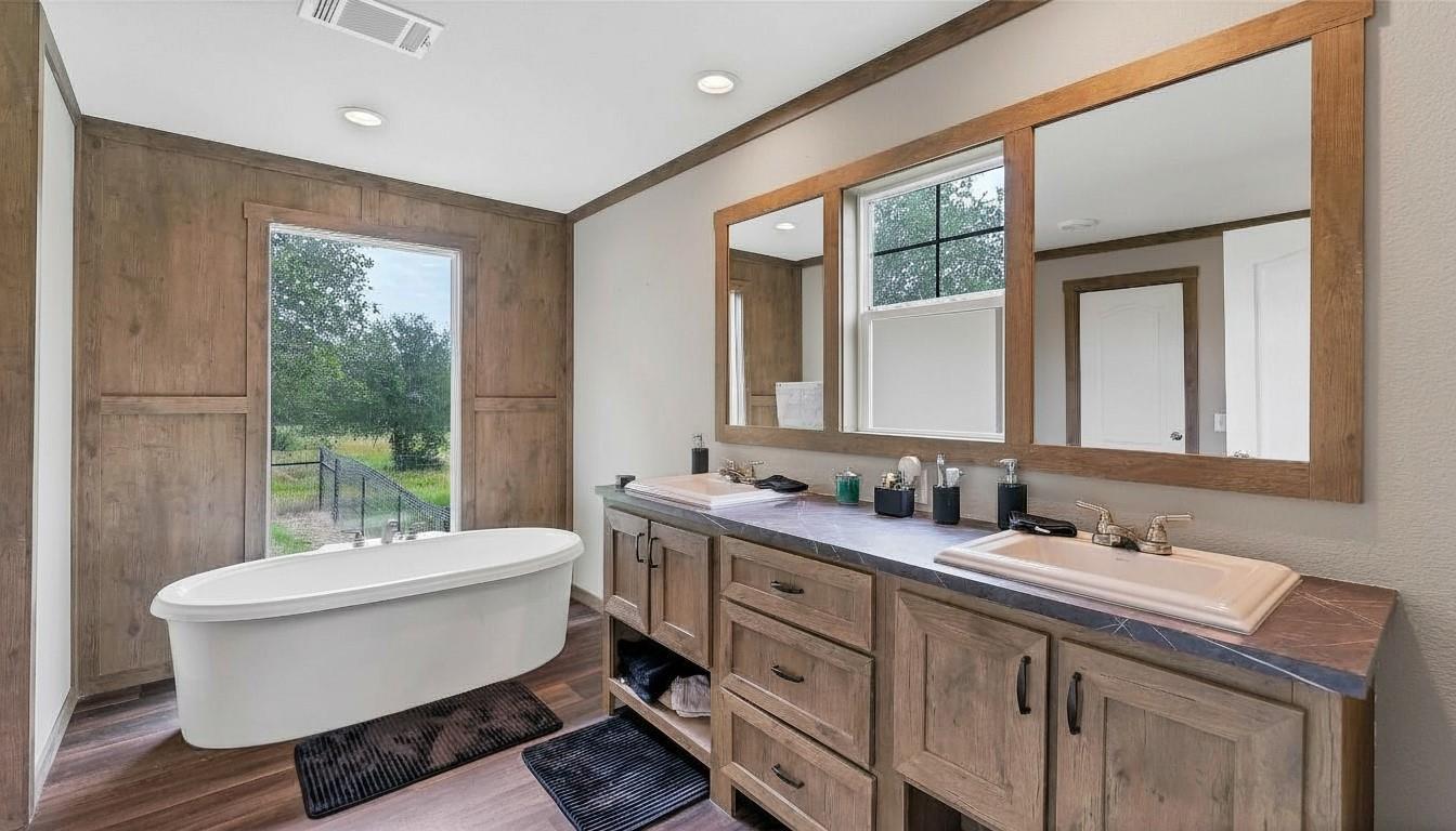 2387 State Highway 304, Gonzales, TX 78629