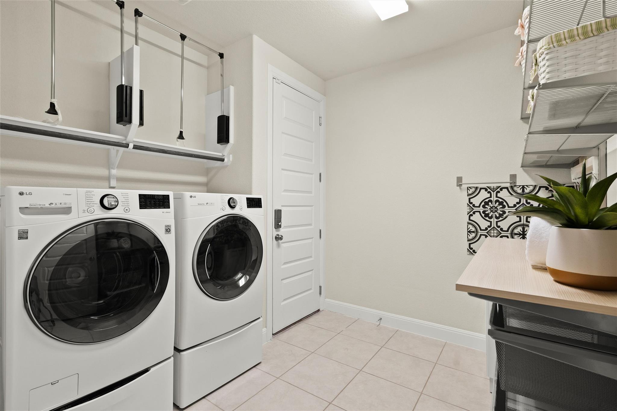 479 Crosswater Ln, Dripping Springs, TX 78620