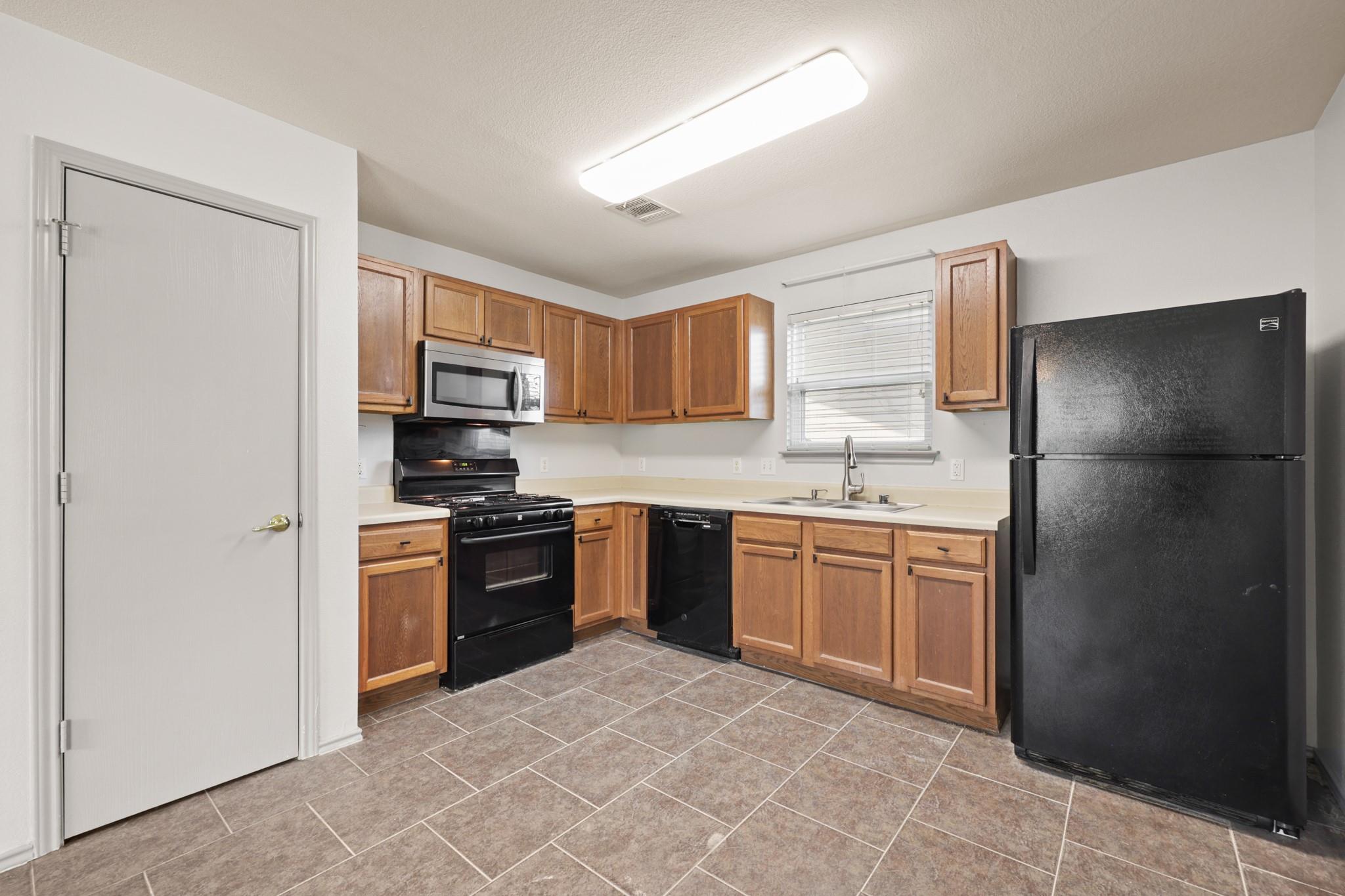 17737 Golden Valley Dr, Manor, TX 78653