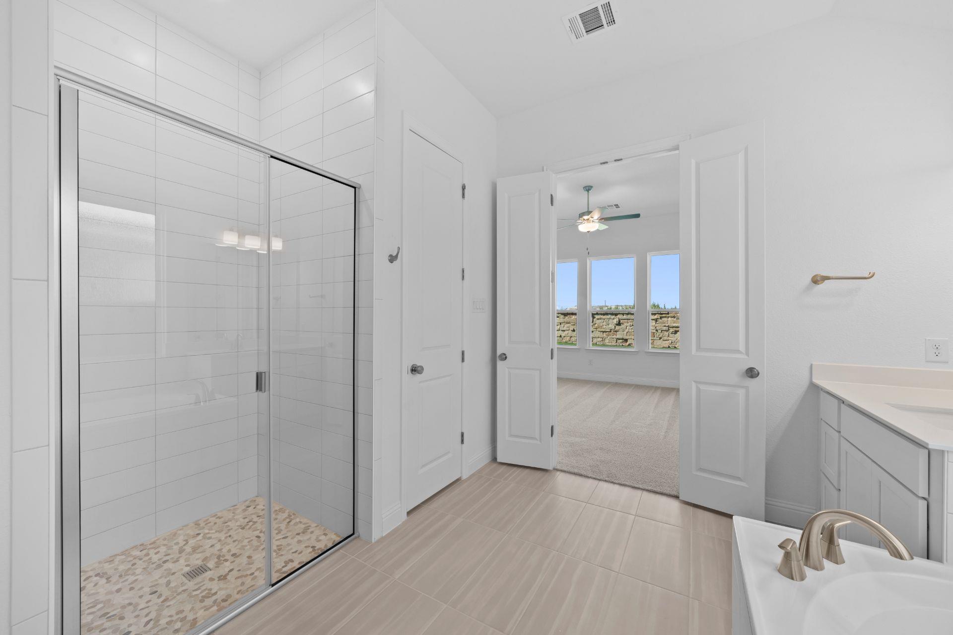 1001 Ellensburg Dr, Georgetown, TX 78633