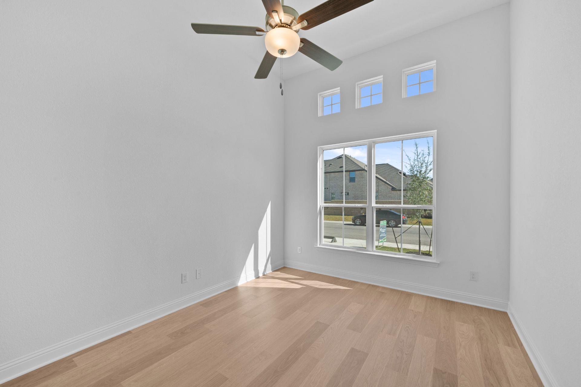 1001 Ellensburg Dr, Georgetown, TX 78633