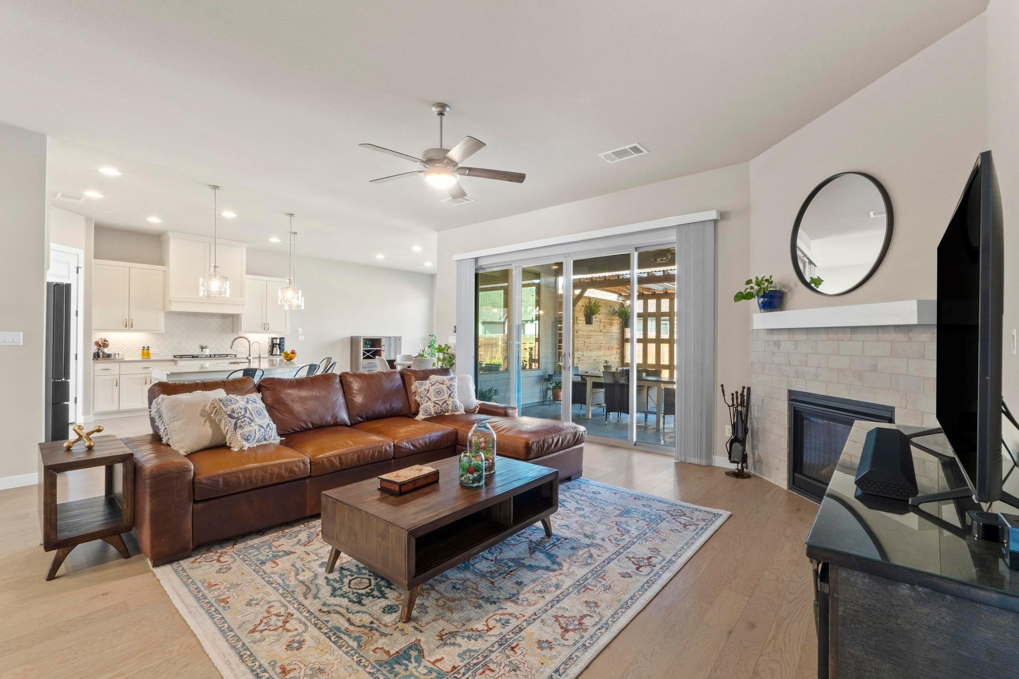 754 Whitetail Dr, Round Rock, TX 78681