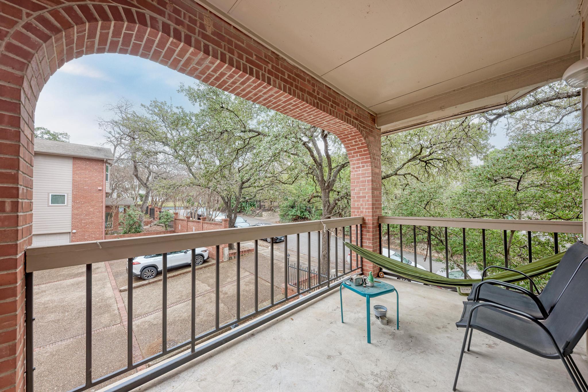 3200 DUVAL St # 101, Austin, TX 78705