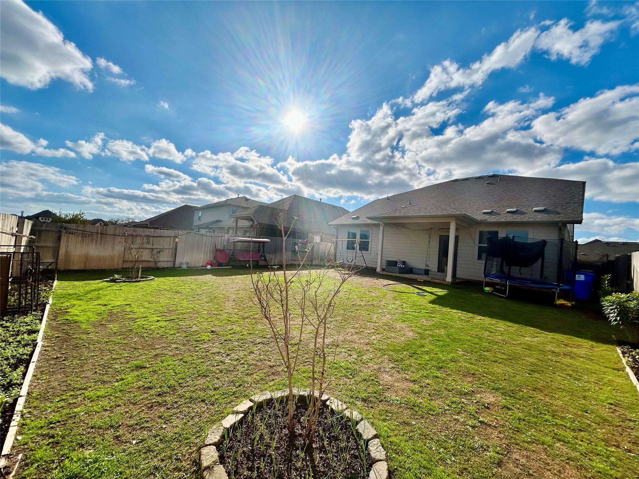 115 Forsythia Trl, Bastrop, TX 78602