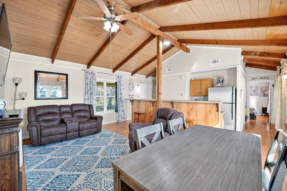 108 Monte Vista Dr, Burnet, TX 78611