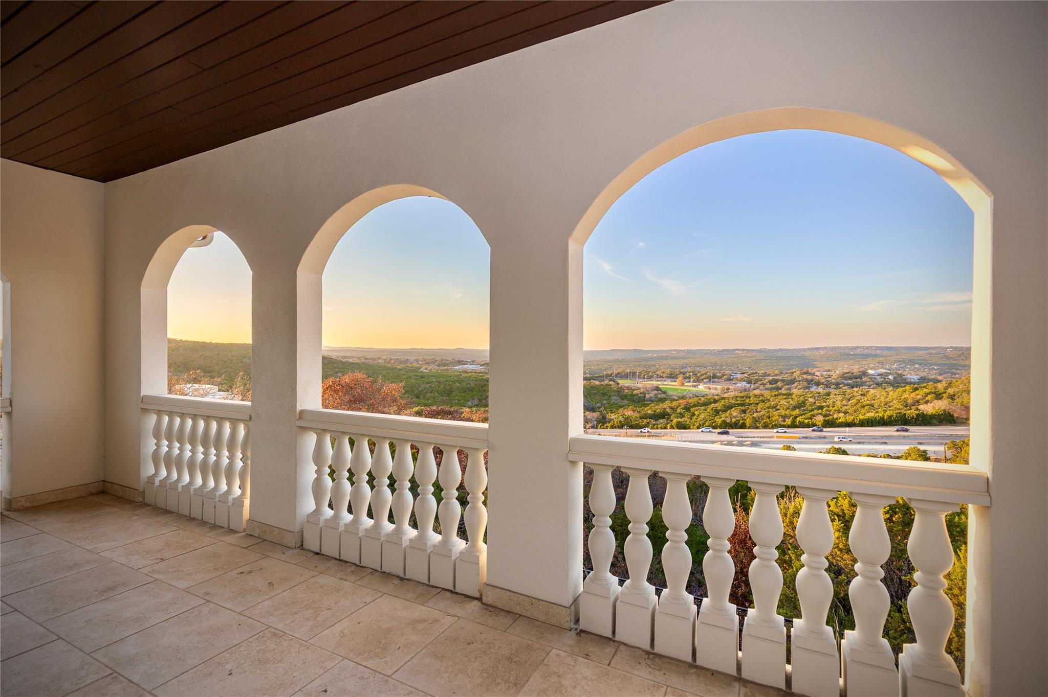 2204 Canonero Dr, Austin, TX 78746