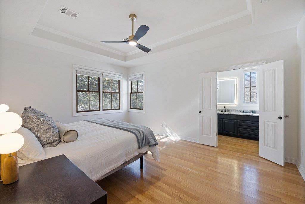 2009 Winsted Ln # B, Austin, TX 78703