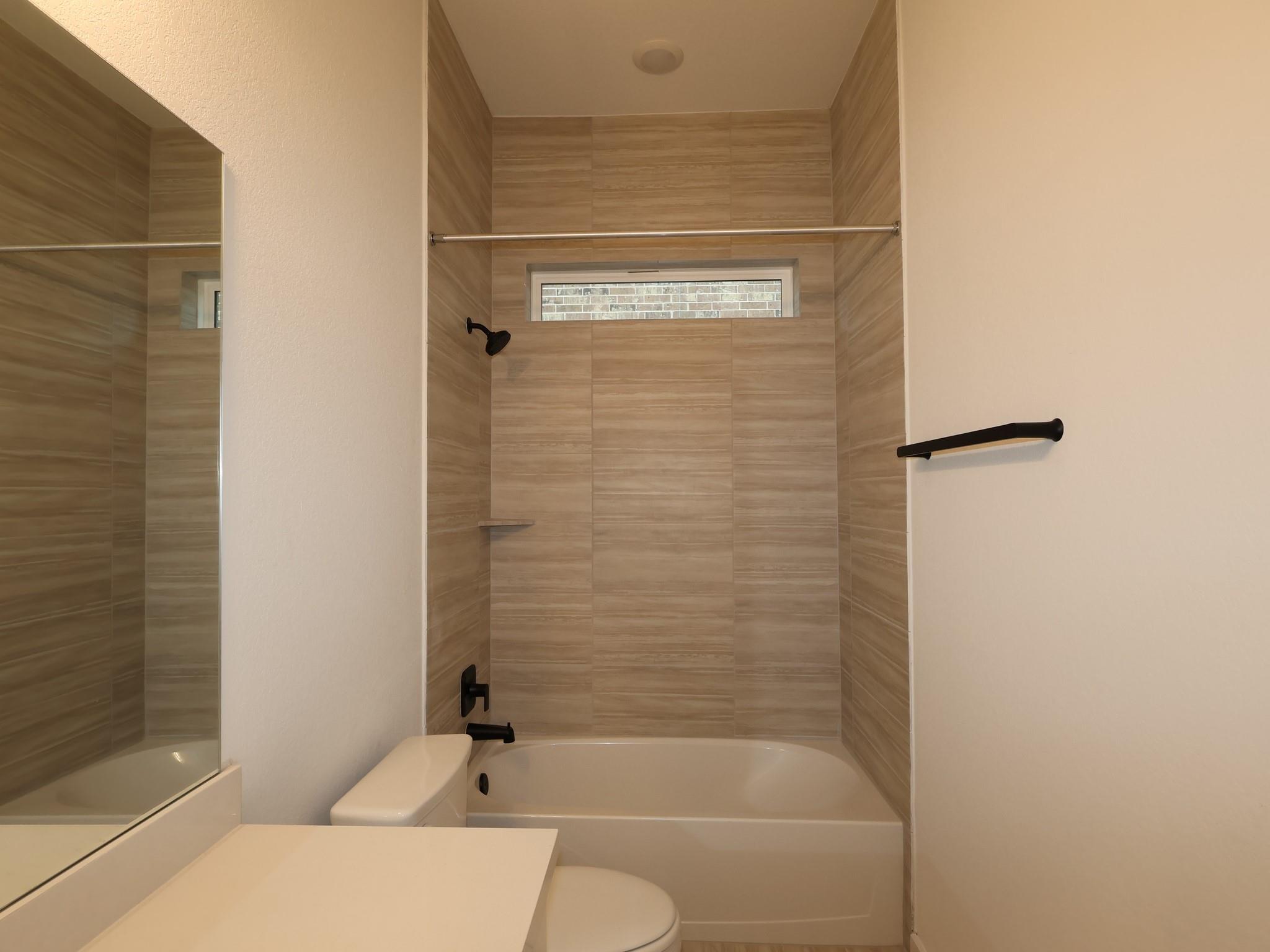 394 Bishop Wood Rd, Dripping Springs, TX 78620