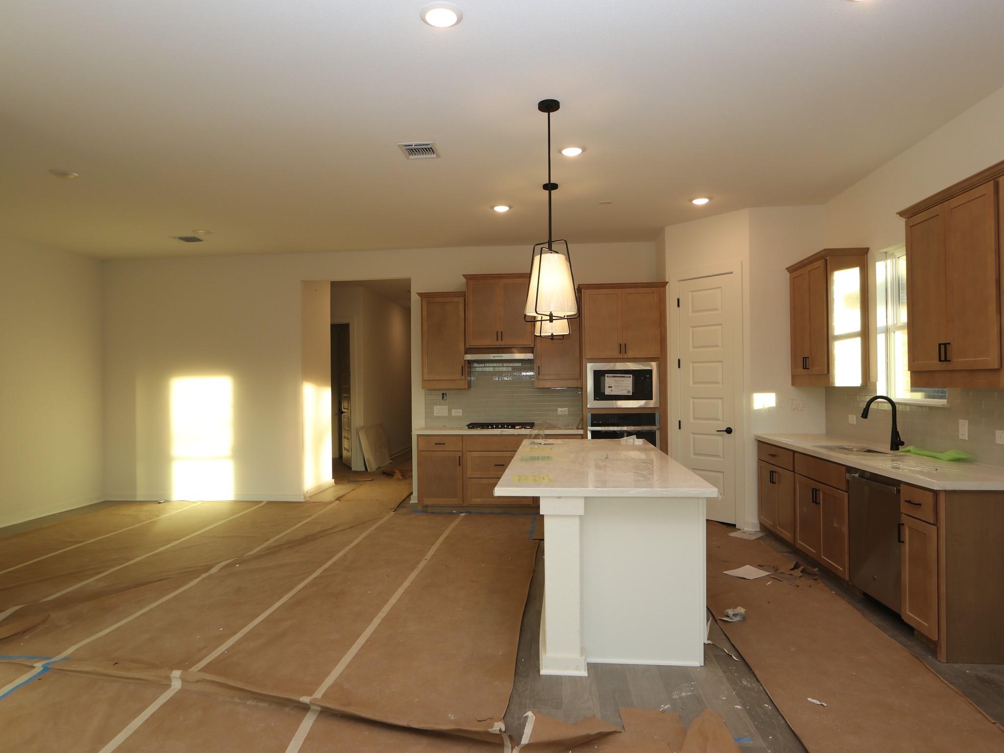 394 Bishop Wood Rd, Dripping Springs, TX 78620