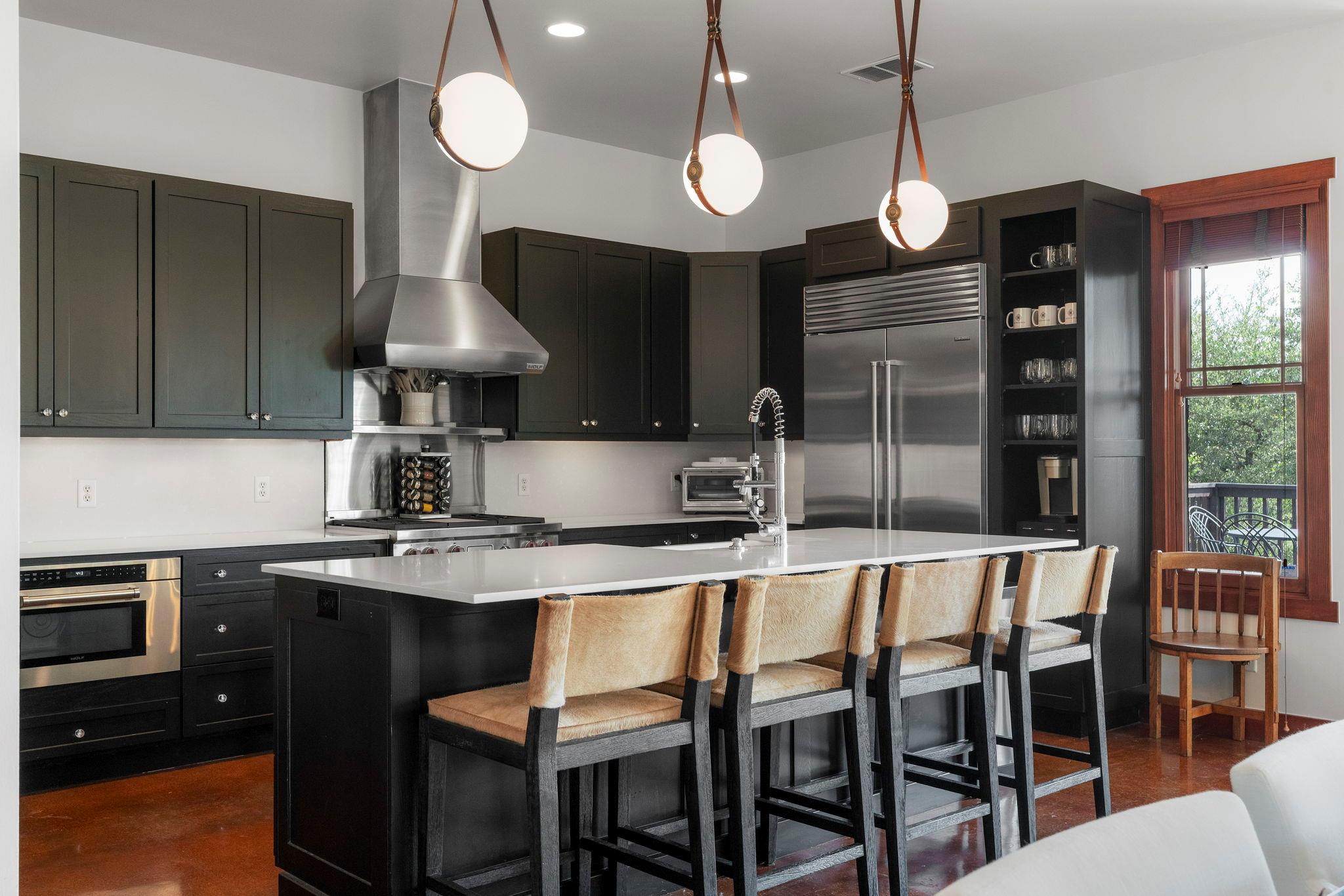 21311 Hamilton Pool Rd, Dripping Springs, TX 78620