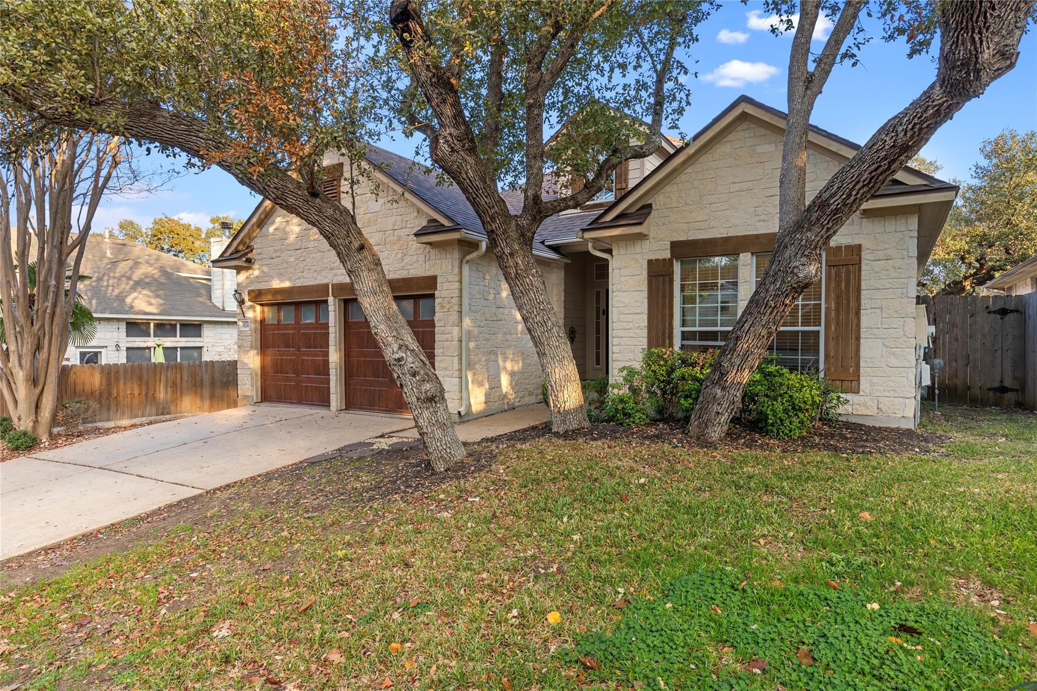 5124 Scottish Thistle Dr, Austin, TX 78739