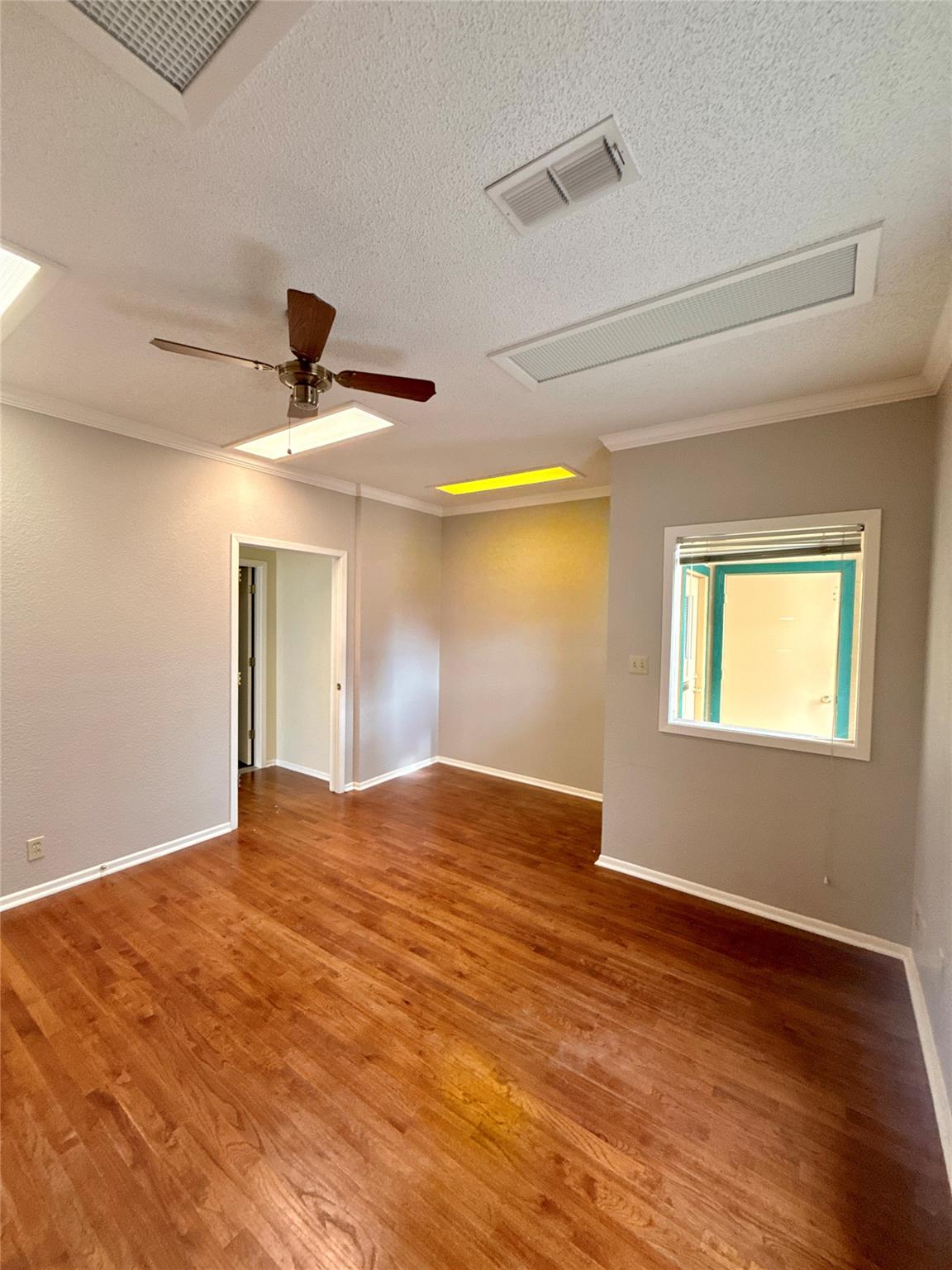 300 N US Highway 281 St, Marble Falls, TX 78654