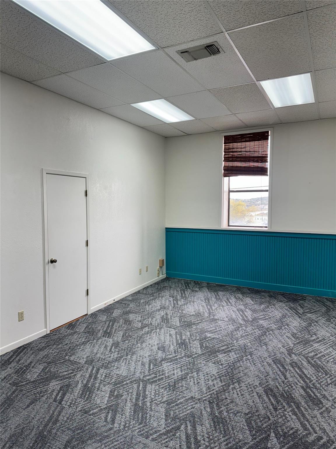 300 N US Highway 281 St, Marble Falls, TX 78654