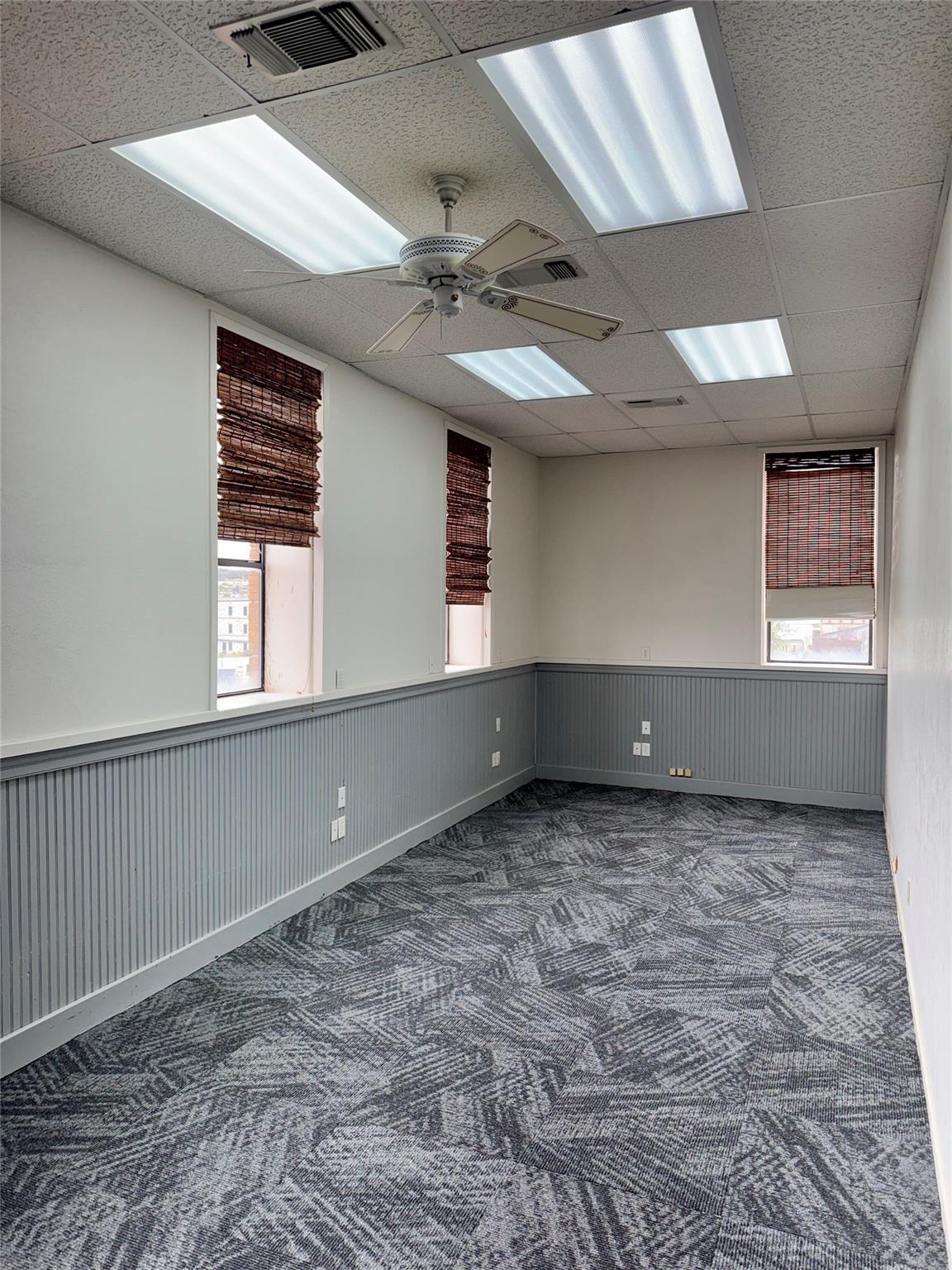 300 N US Highway 281 St, Marble Falls, TX 78654