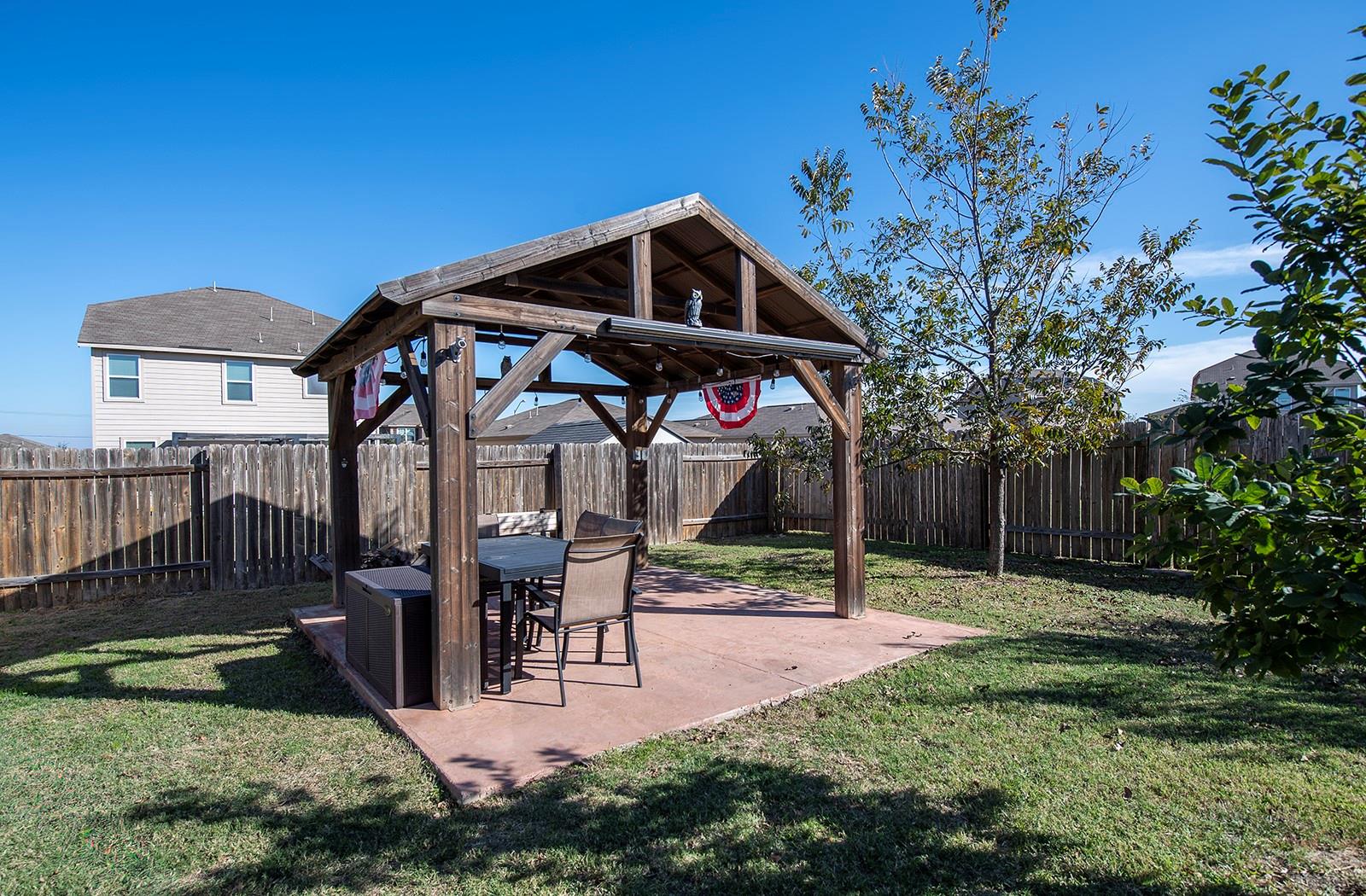 216 Millers Loop, Jarrell, TX 76537