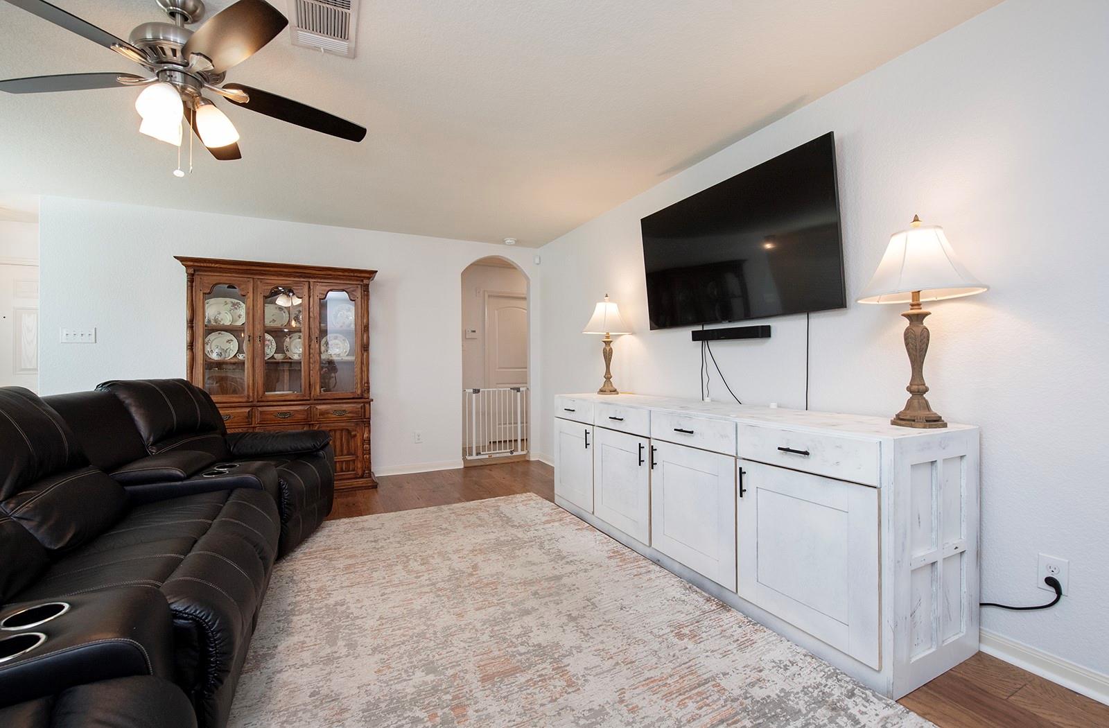 216 Millers Loop, Jarrell, TX 76537